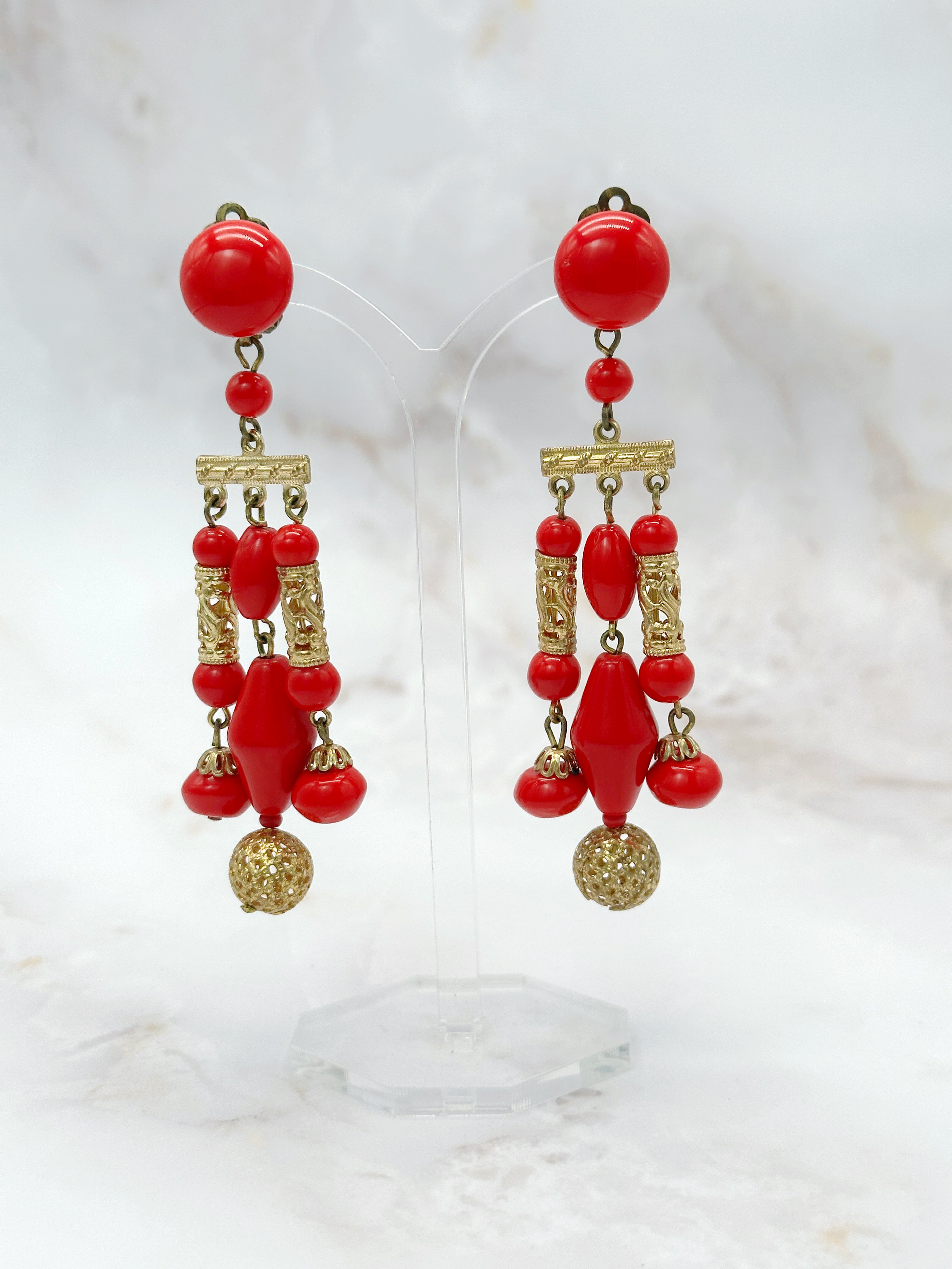 Statement Vintage Ohrclips mit rotem Glas