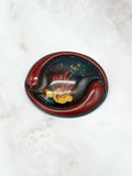 Große Vintage Brosche mit Hinterglasmalerei, Blumenmotiv und Blattgold