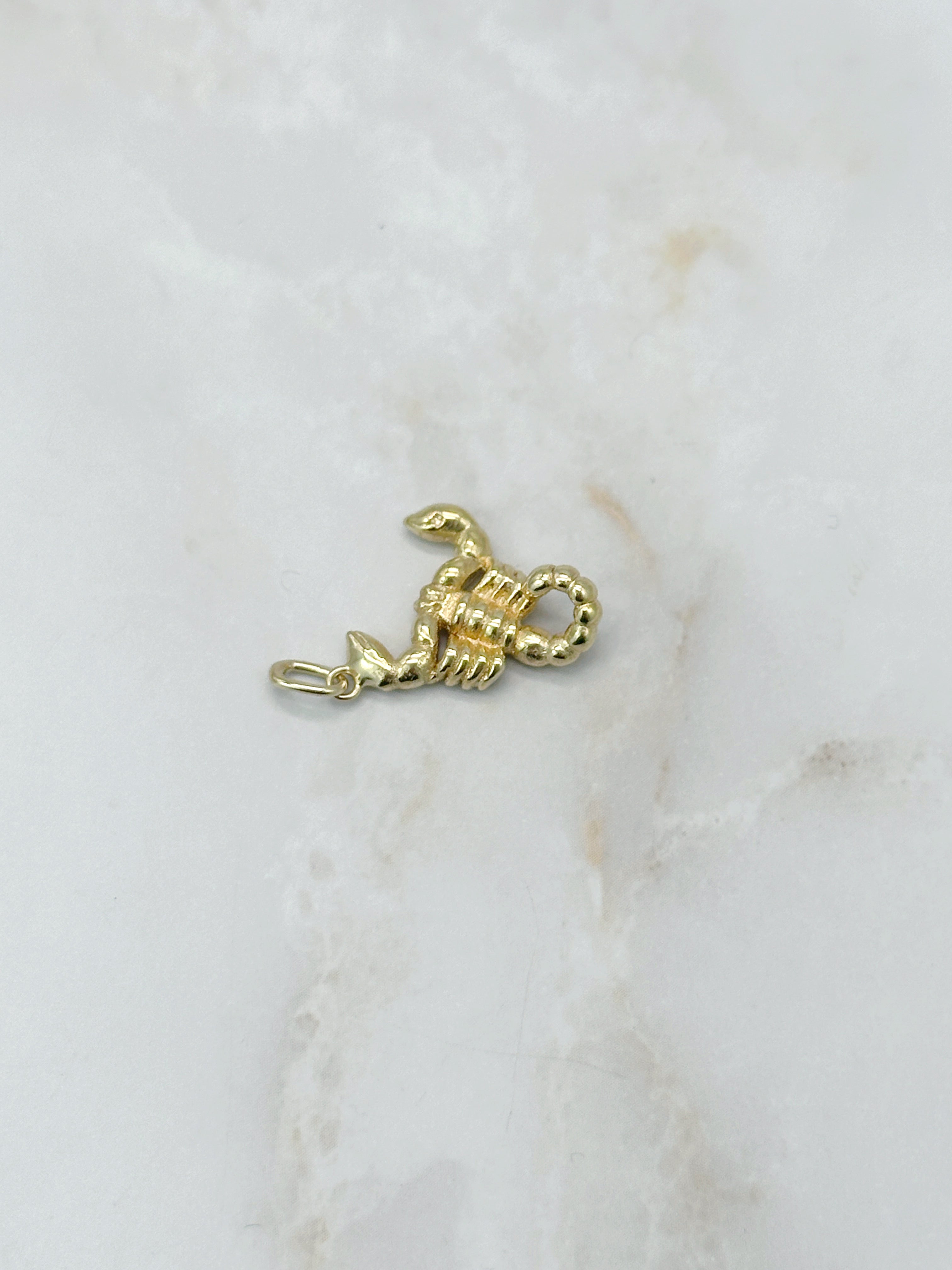 Anhänger Skorpion in 585 Gelbgold