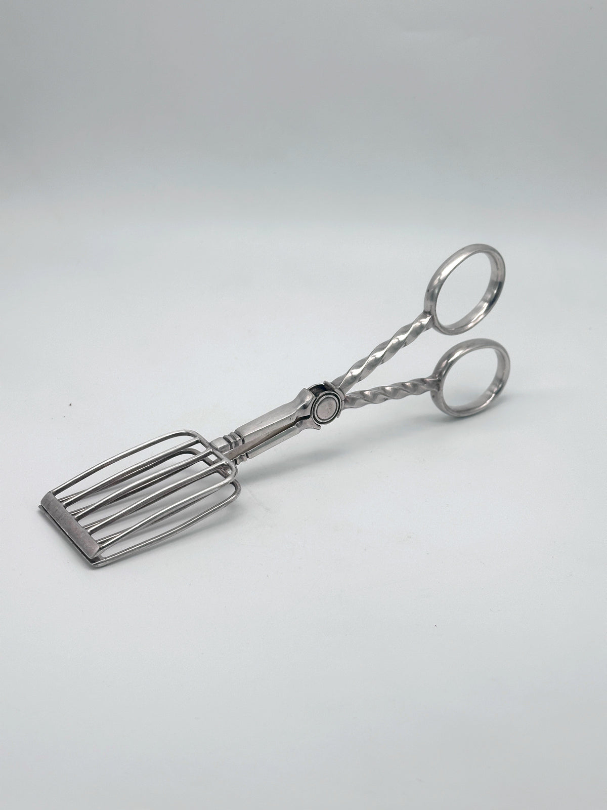 Vintage Gebäckzange aus versilbertem Metall