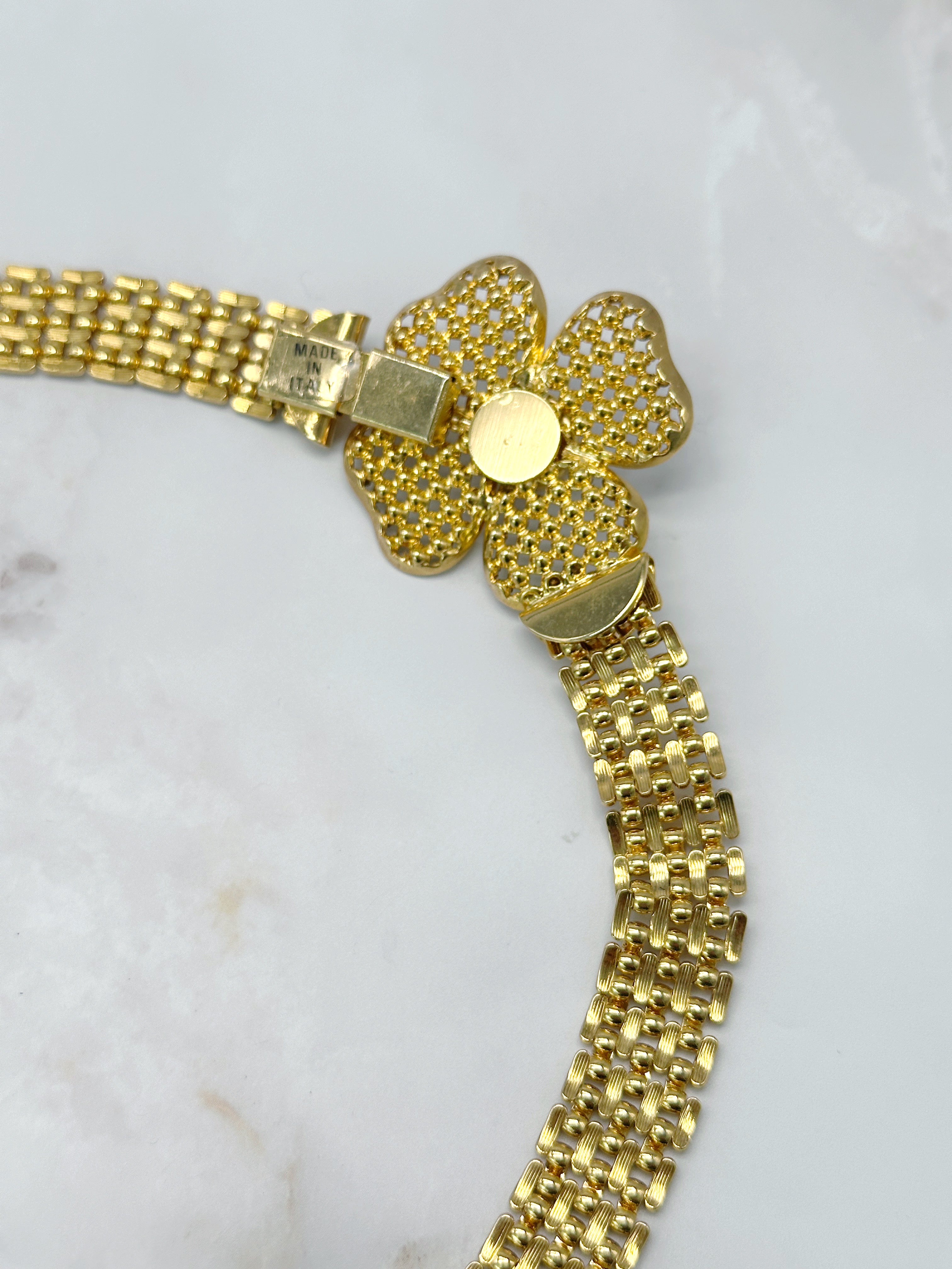 Vergoldetes Vintage Collier Made in Italy mit prachtvollem Blüten-Verschluss