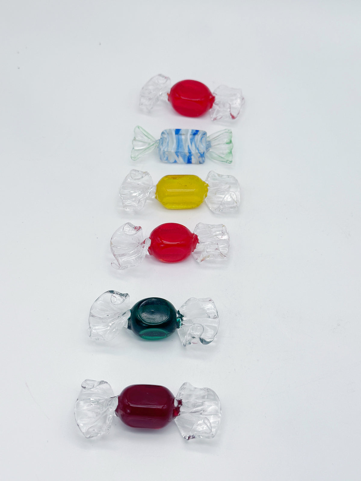Messerbänkchen aus Muranoglas in Bonbonform – verspieltes 6er-Set