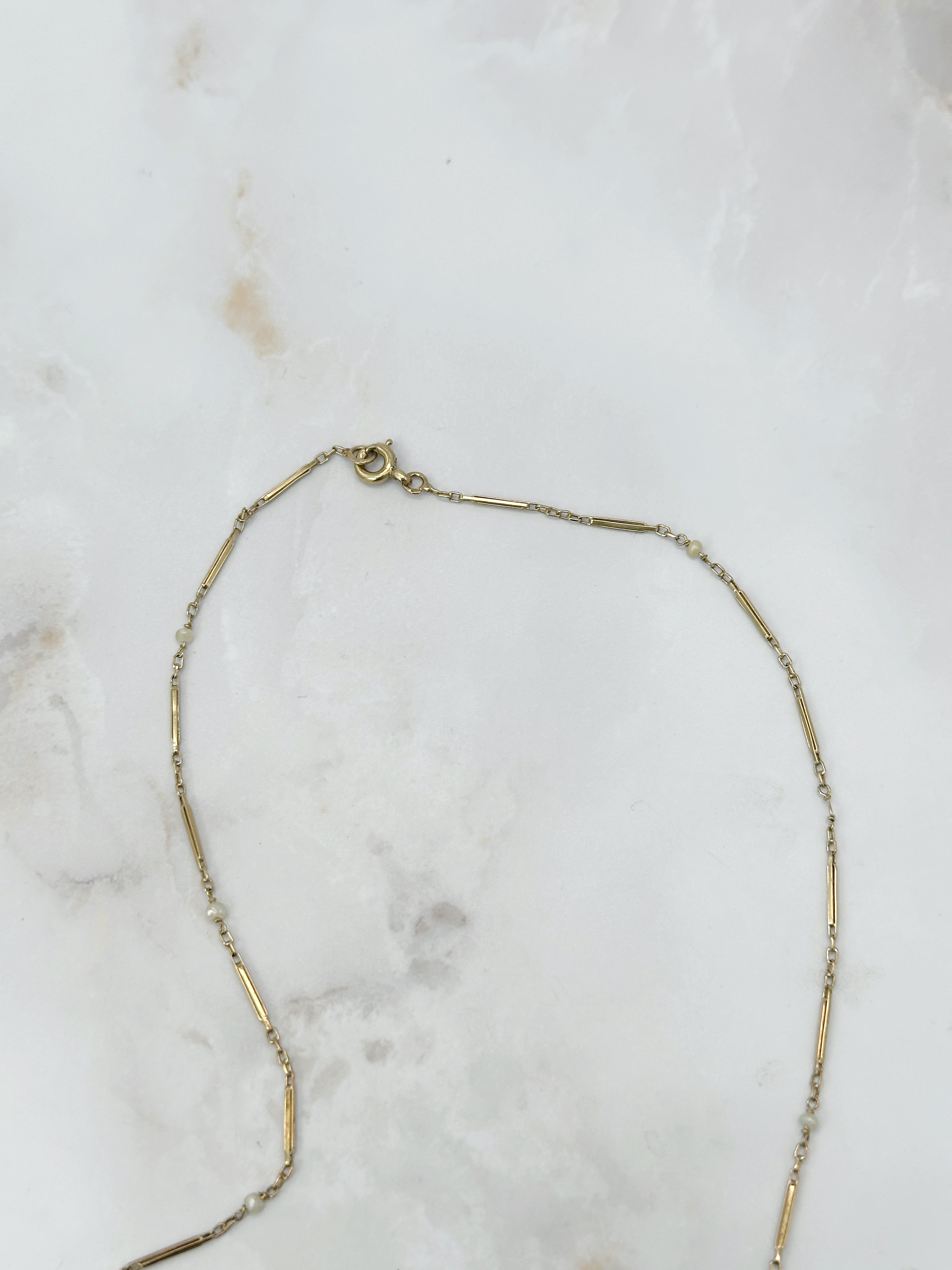 Feine Halskette in 585 Gelbgold mit Saatperlchen