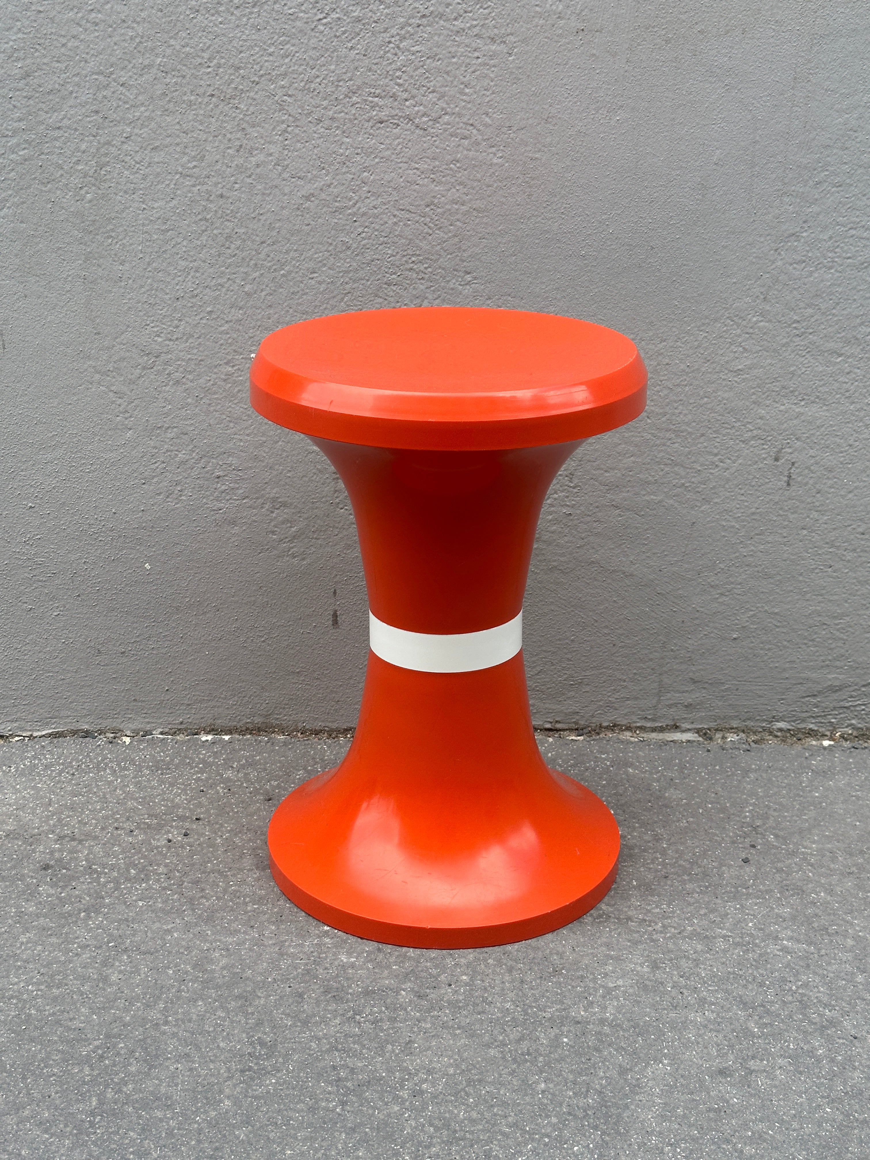 Vintage Hocker im Tam Tam Stil aus der Space Age Ära