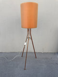 Dreibeinige Vintage Stehlampe aus den 1950/60er Jahren