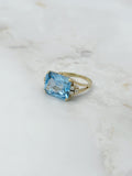 Vintage Ring in 585 Gelbgold mit synthetischem Spinell und Brillanten