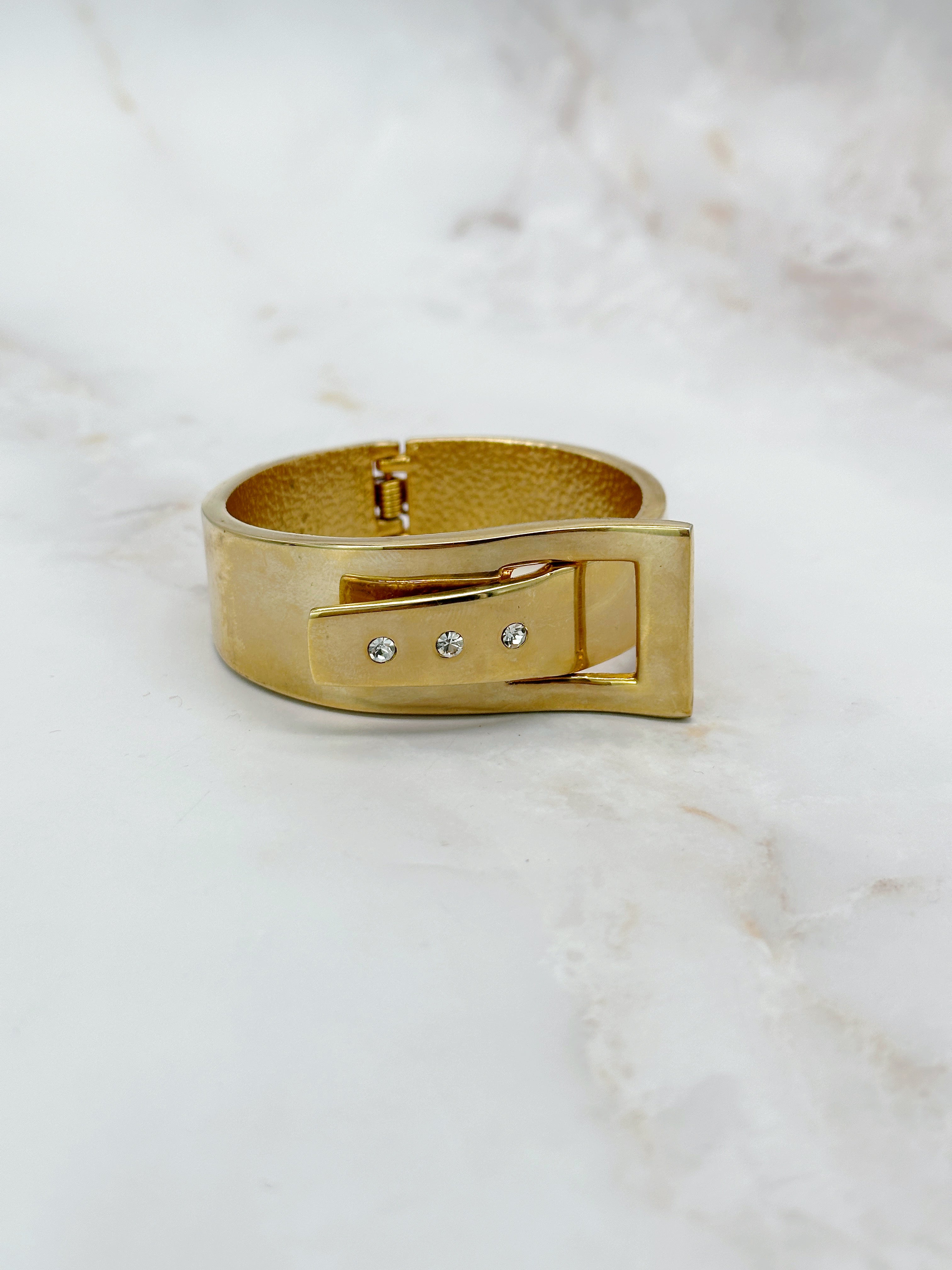 Vintage bracelet with belt buckle motif