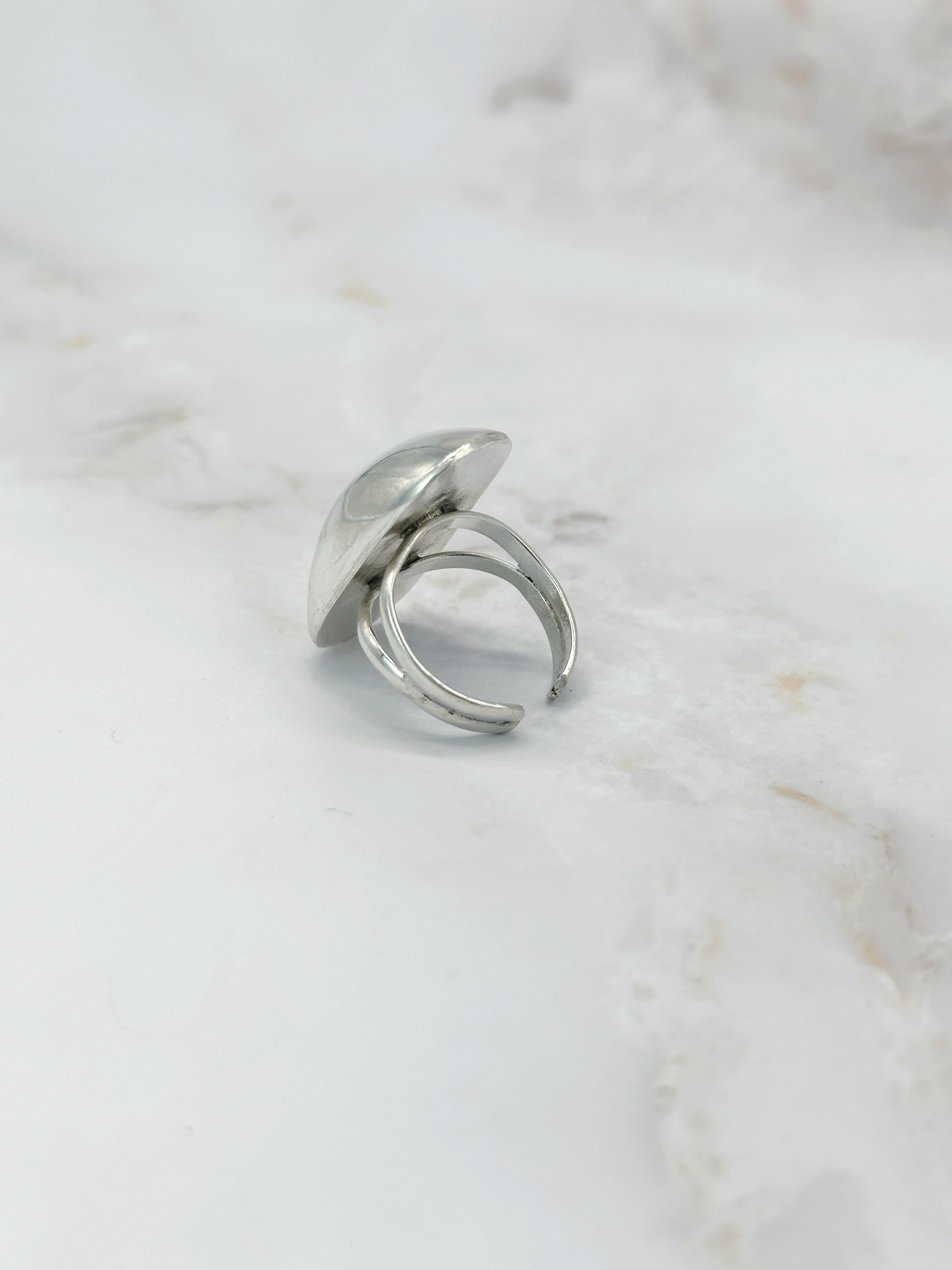 Statement Ring aus 925 Sterling Silber in ovaler Form