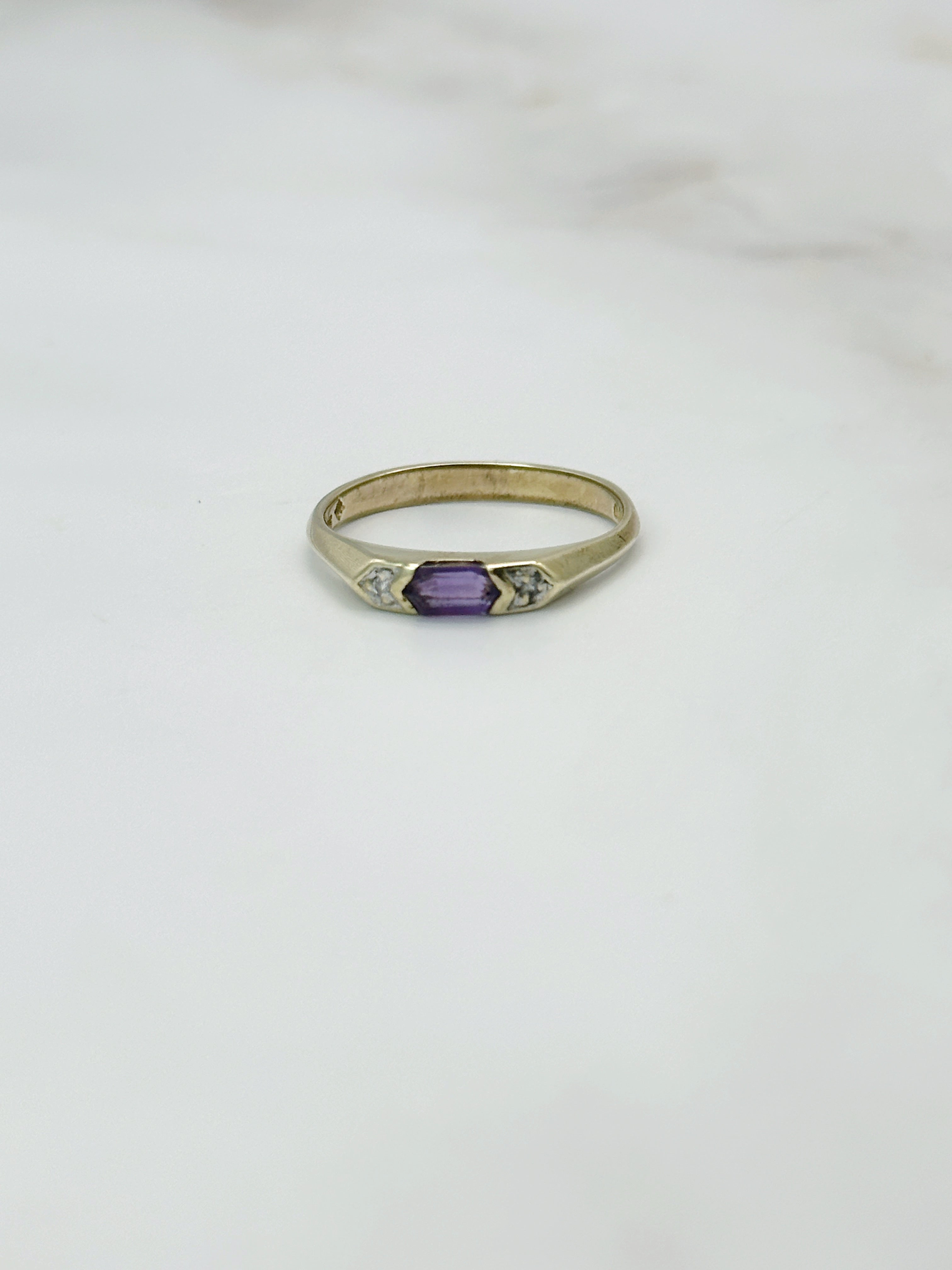 Vintage Goldring mit Amethyst und Diamanten