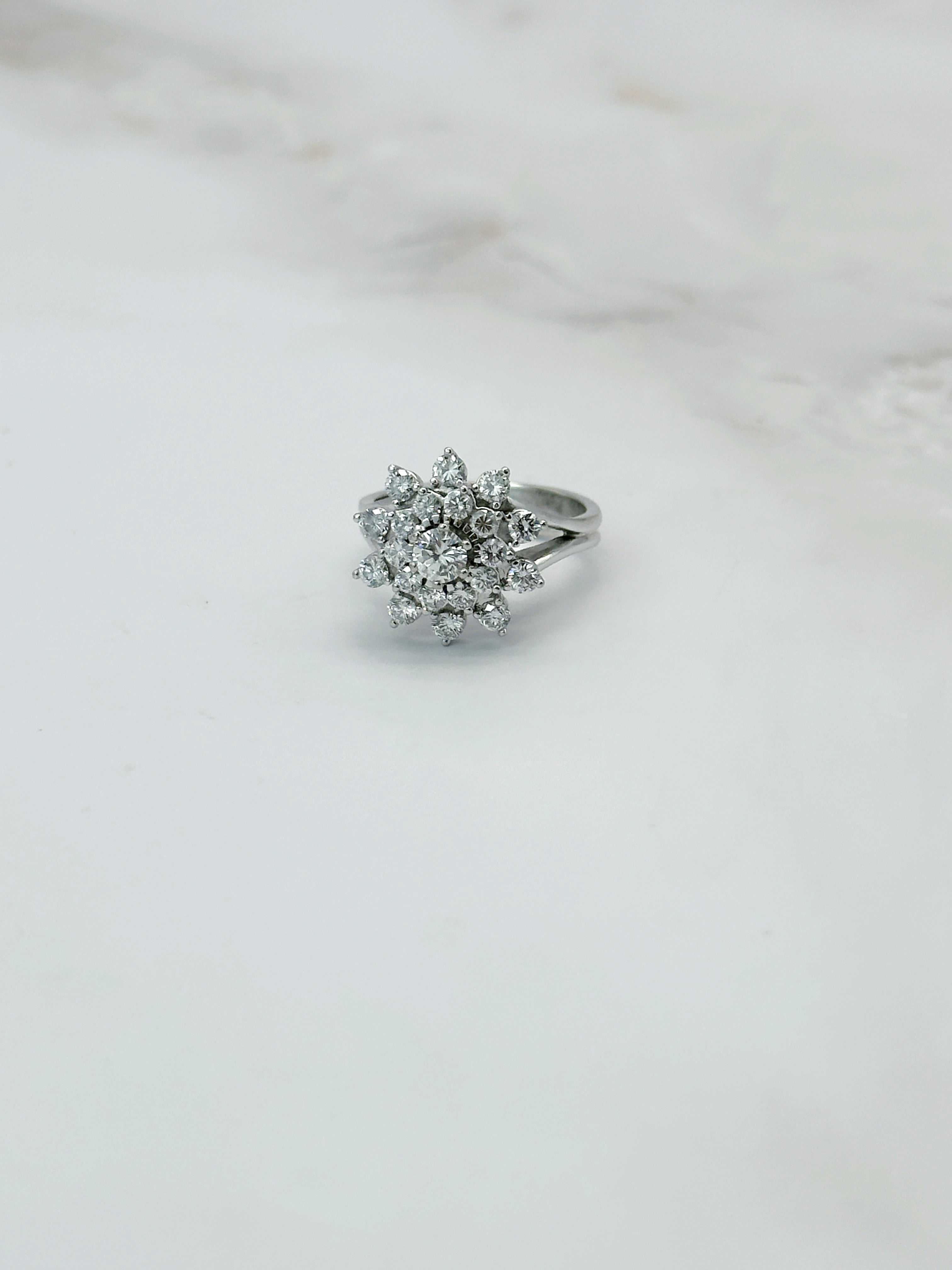 Funkelnder Diamant Cluster Ring in 585 Weißgold – ca. 1,18 ct