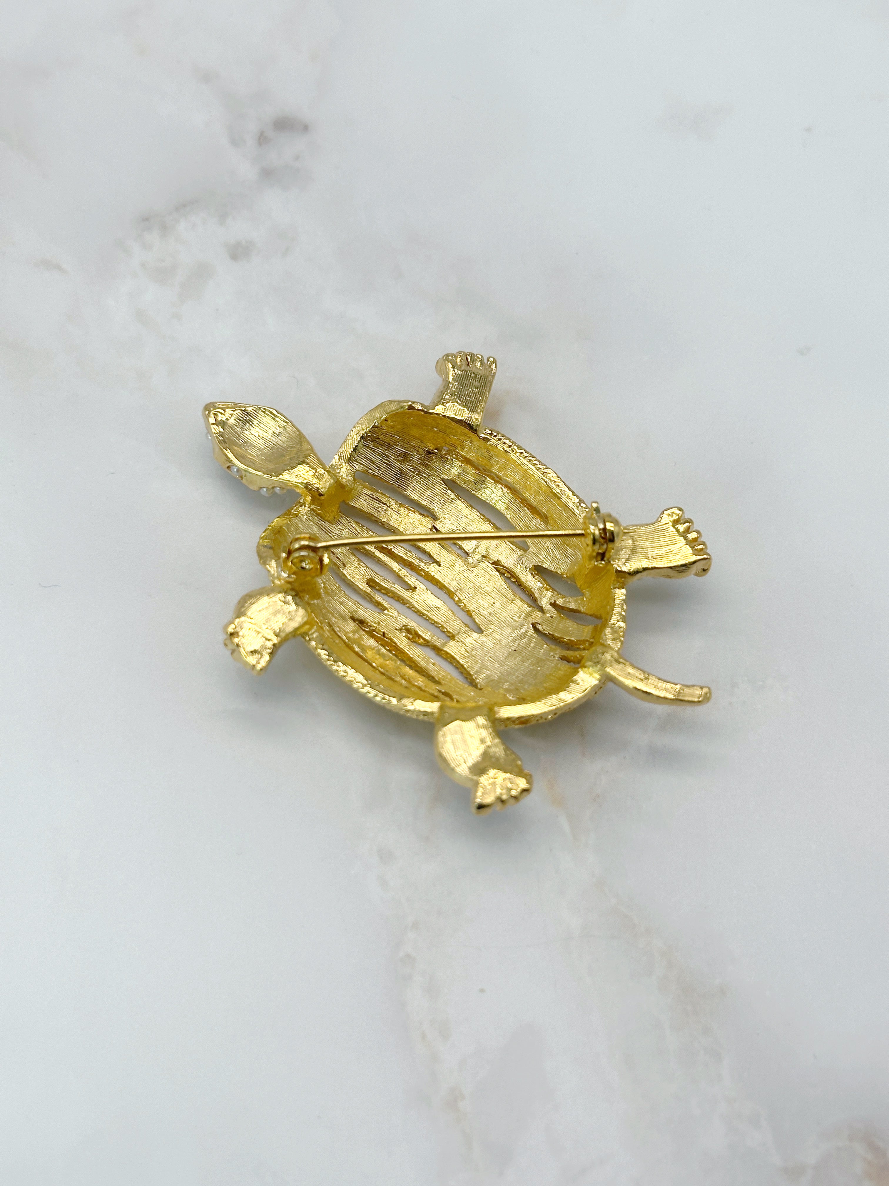 Vergoldete Vintage Brosche Schildkröte mit Saatkunstperlen