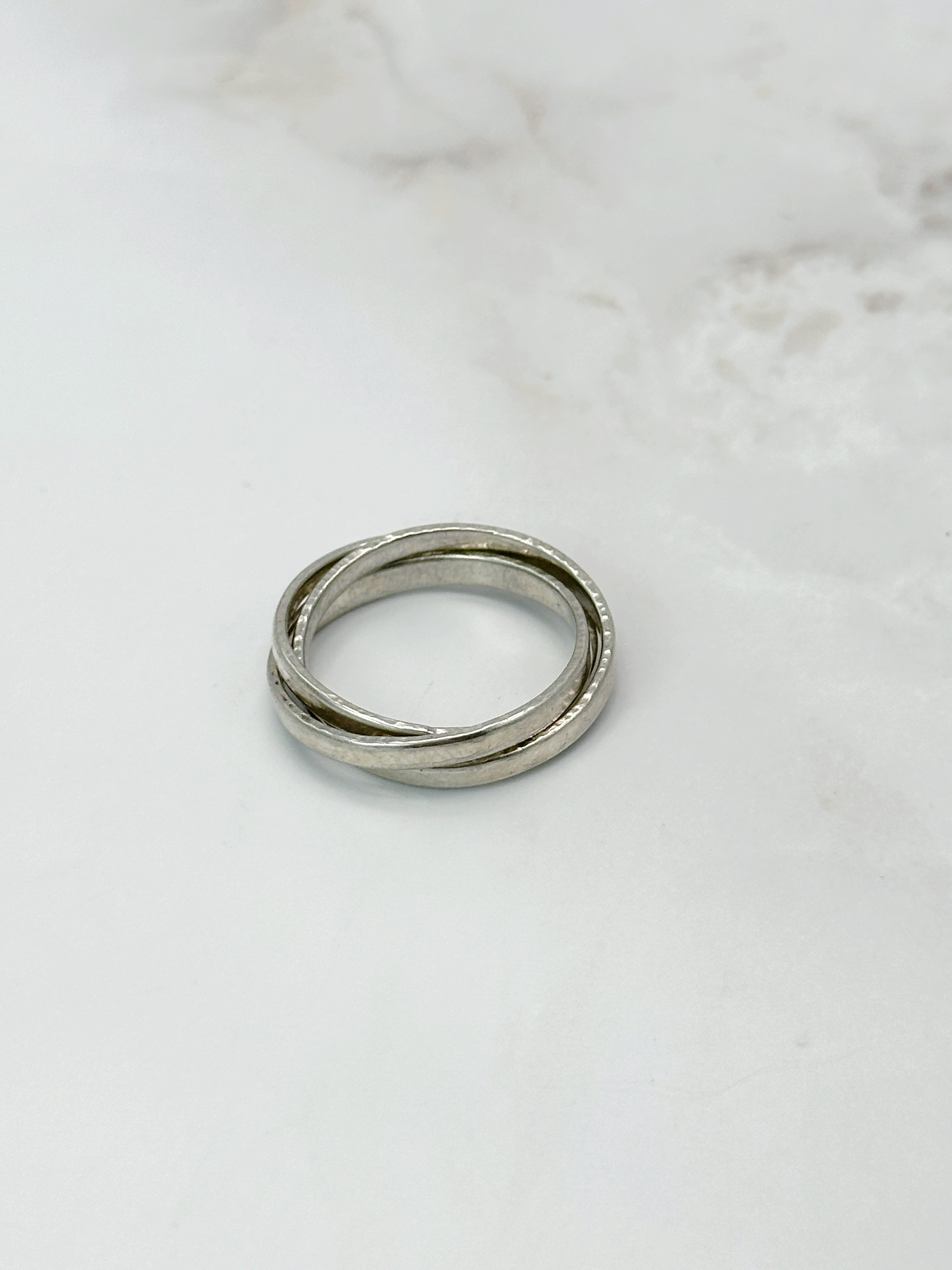 Dreireihiger gehämmerter Vintage-Ring aus 800 Silber