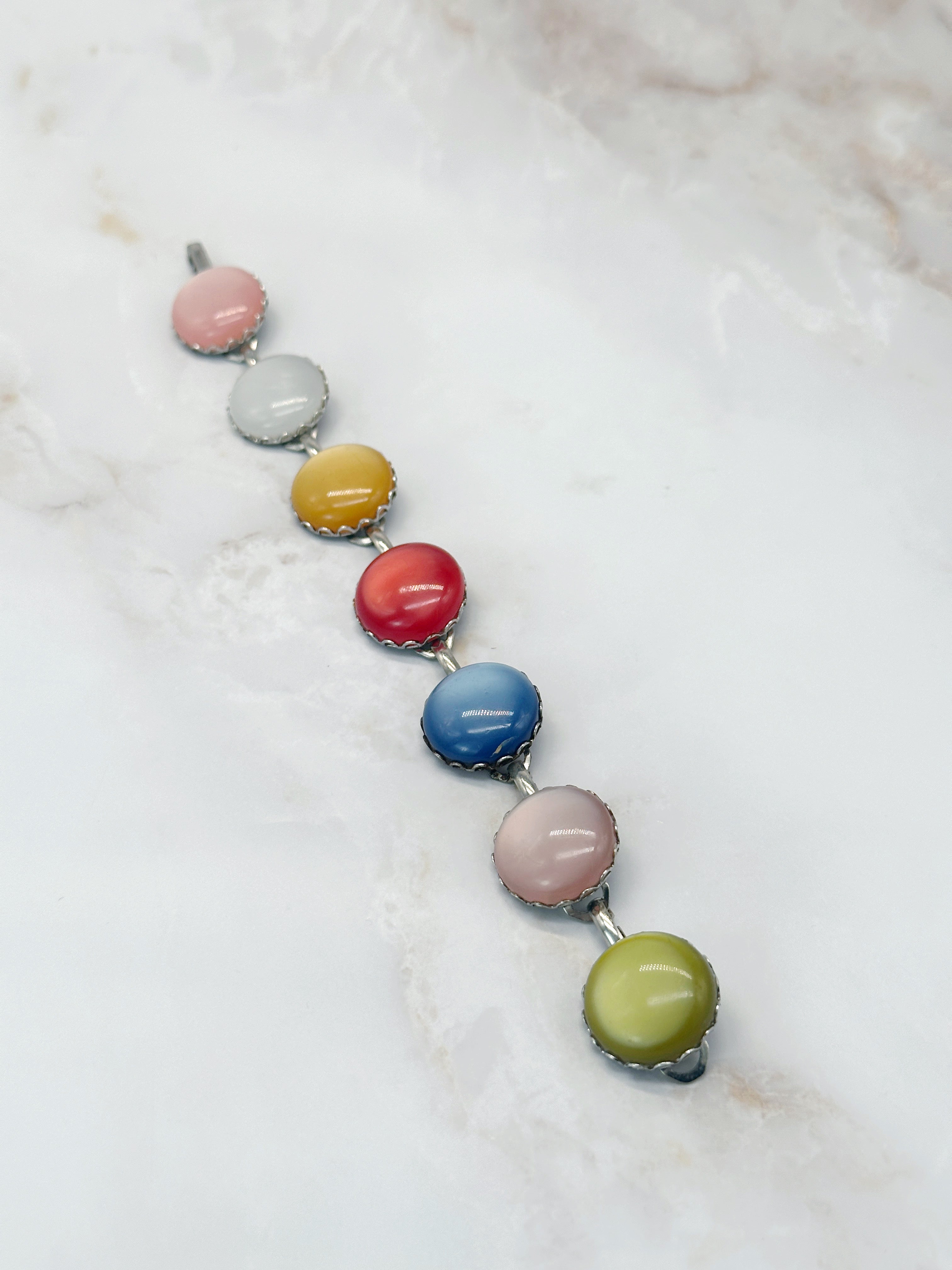 Farbenfrohes Vintage Lucite Armband 50er Jahre