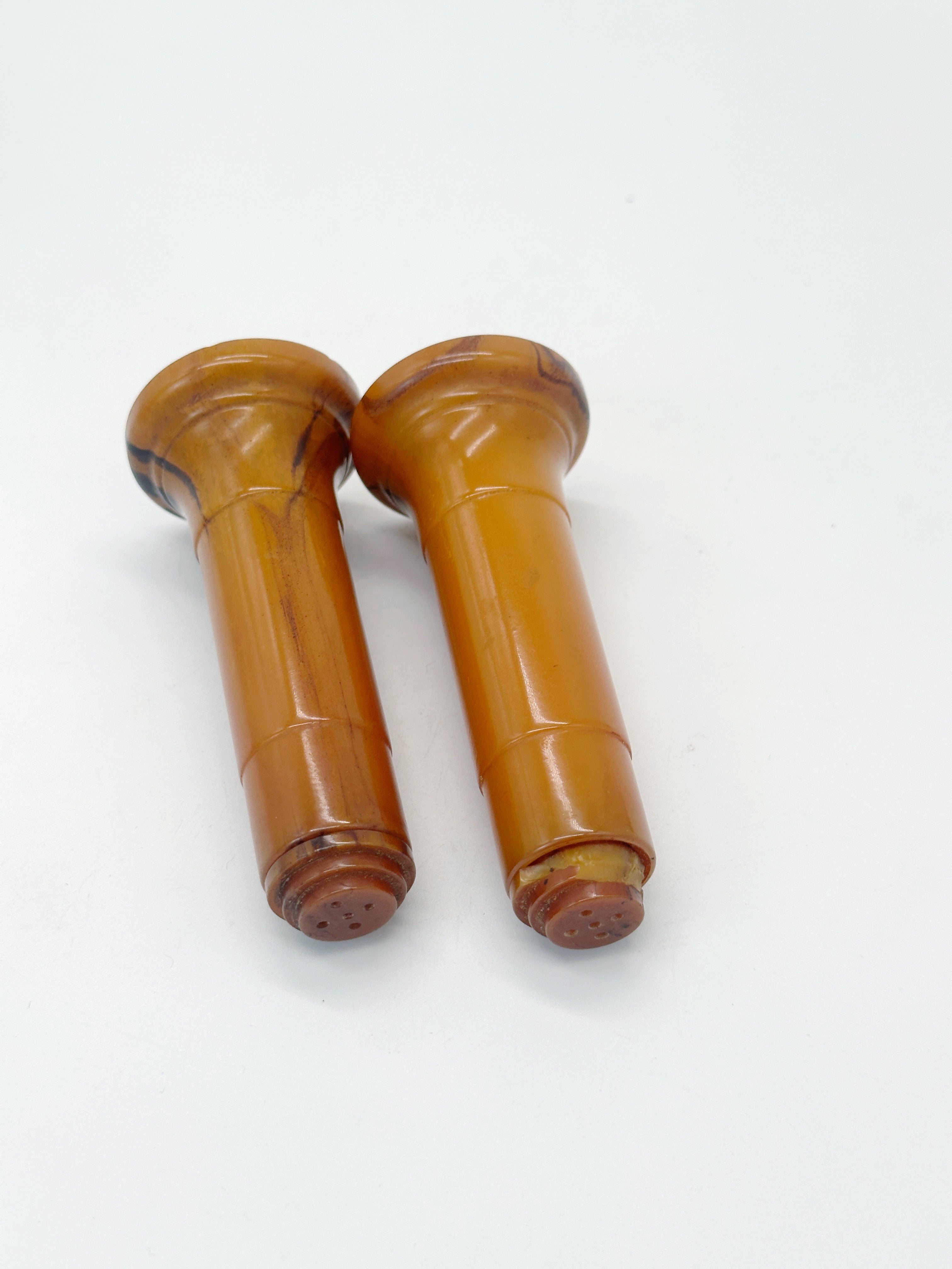 Jugendstil Salzstreuer Set aus Bakelit um 1900