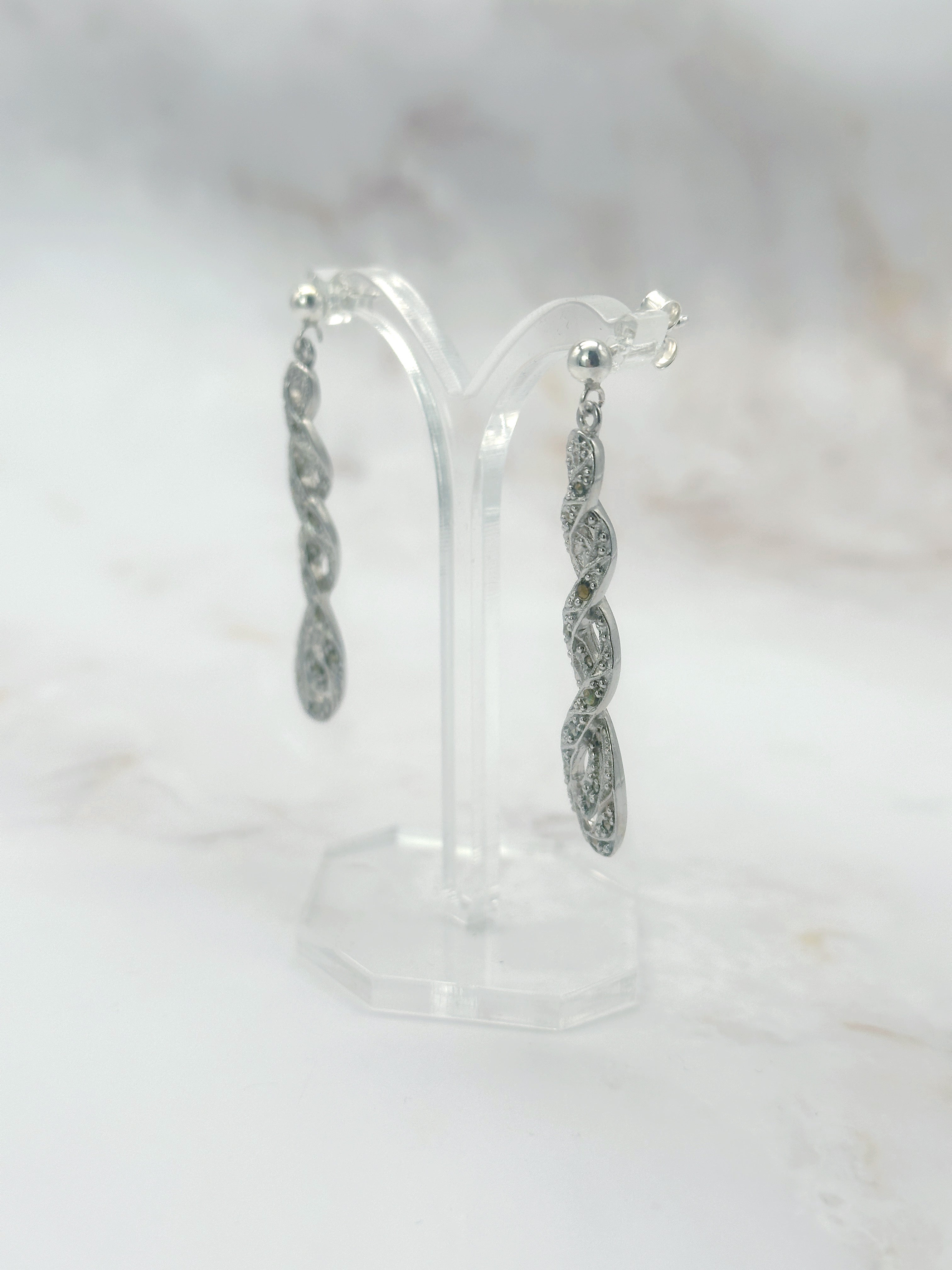 Vintage Ohrstecker mit Markasit in langer Tropfenform