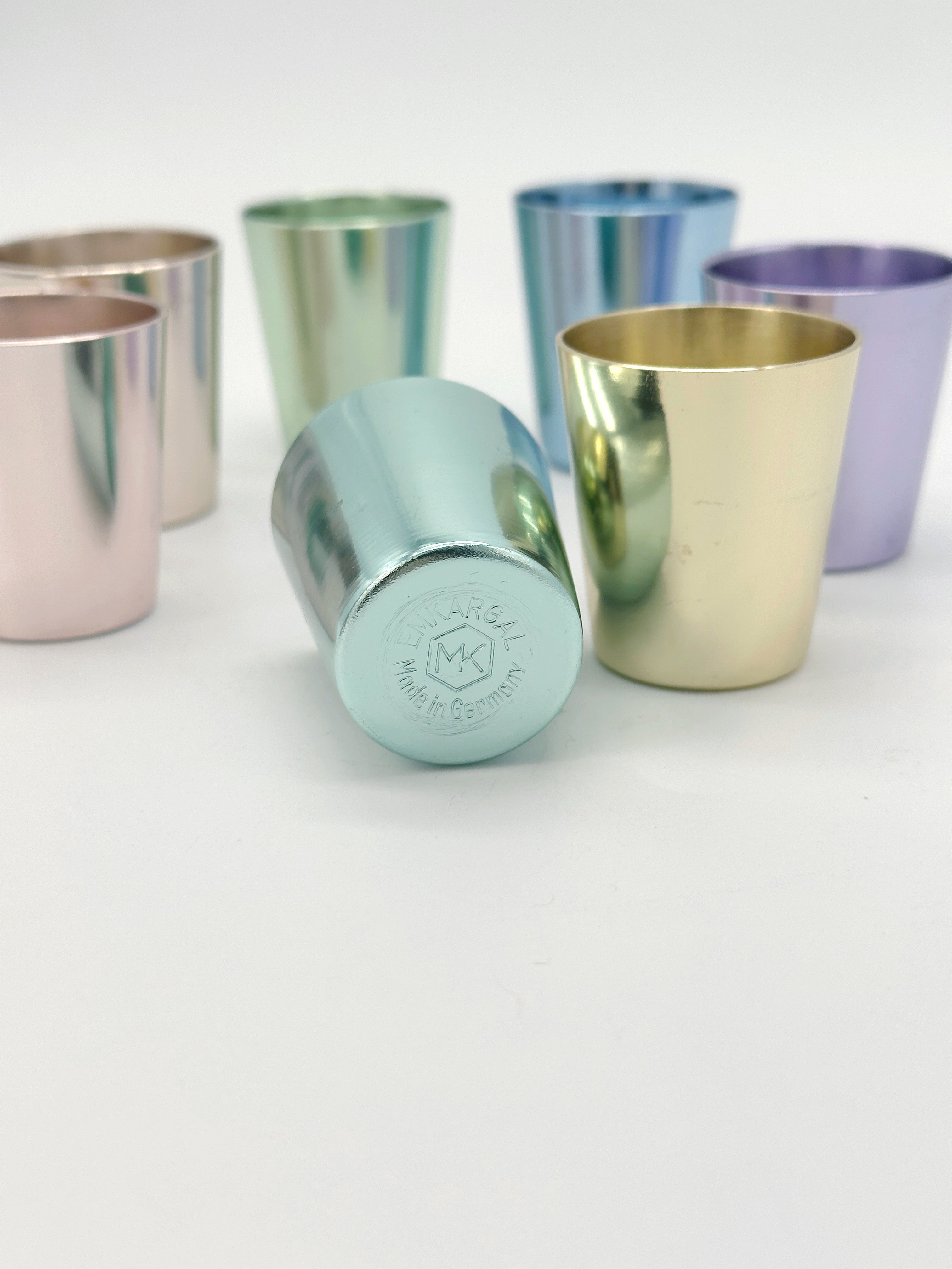 Vintage Stamper Set von EMKARGAL in bunten Farben