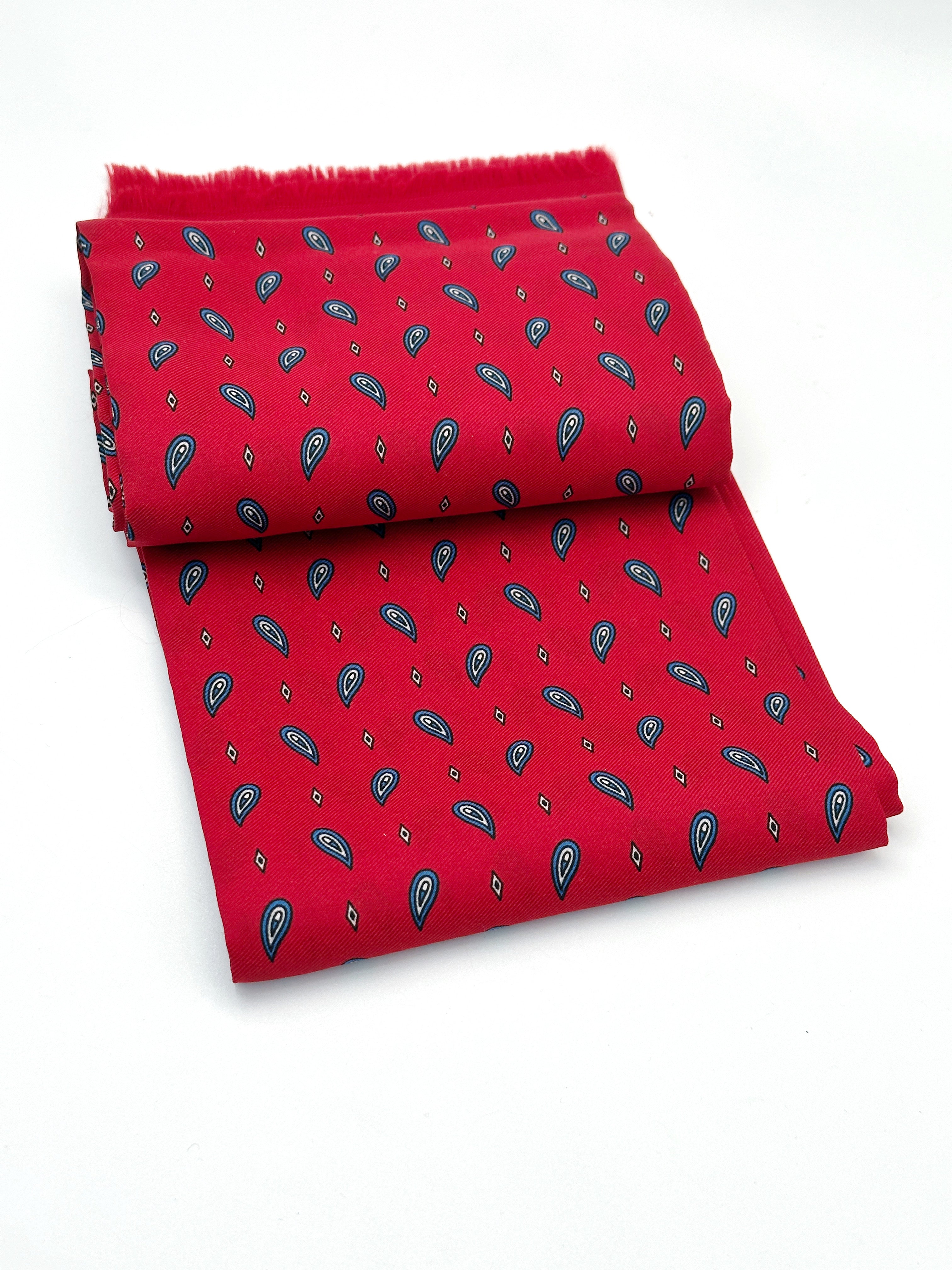 Elegant men's silk scarf