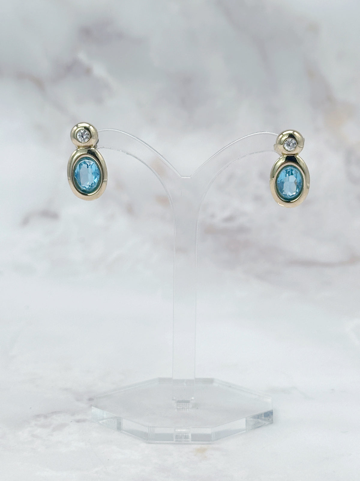 Pierre Lang Ohrstecker mit hellblauen Glaskristallen und Strass
