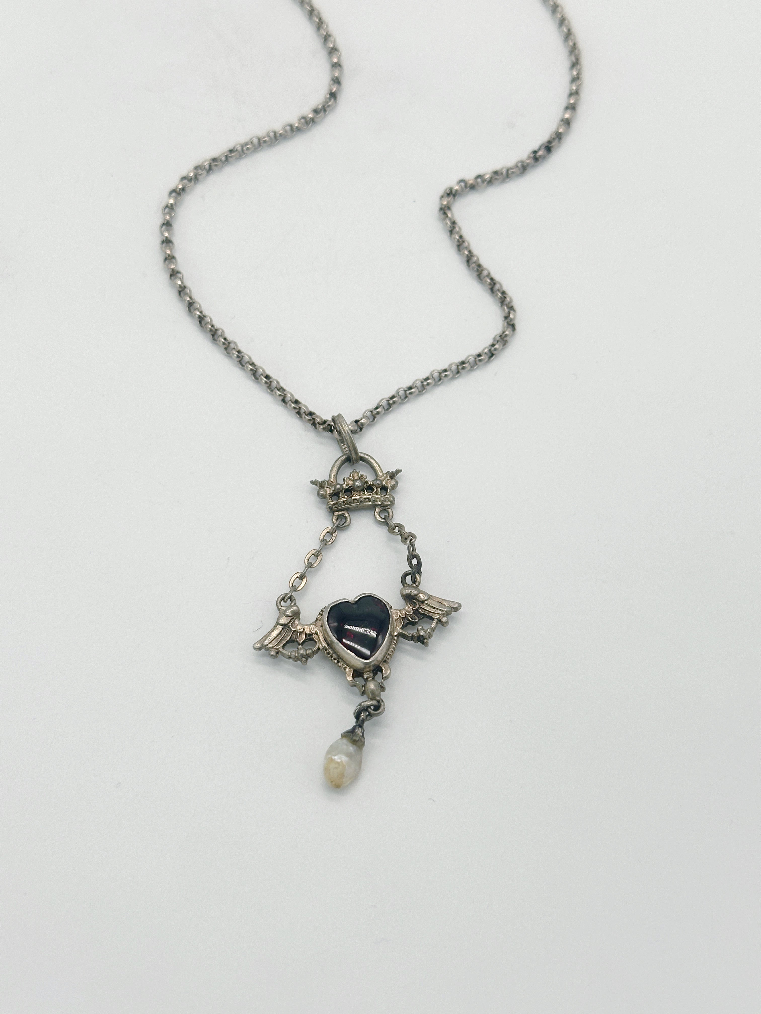 Antike Herz-Halskette mit Granat und Perle um 1900 Silber