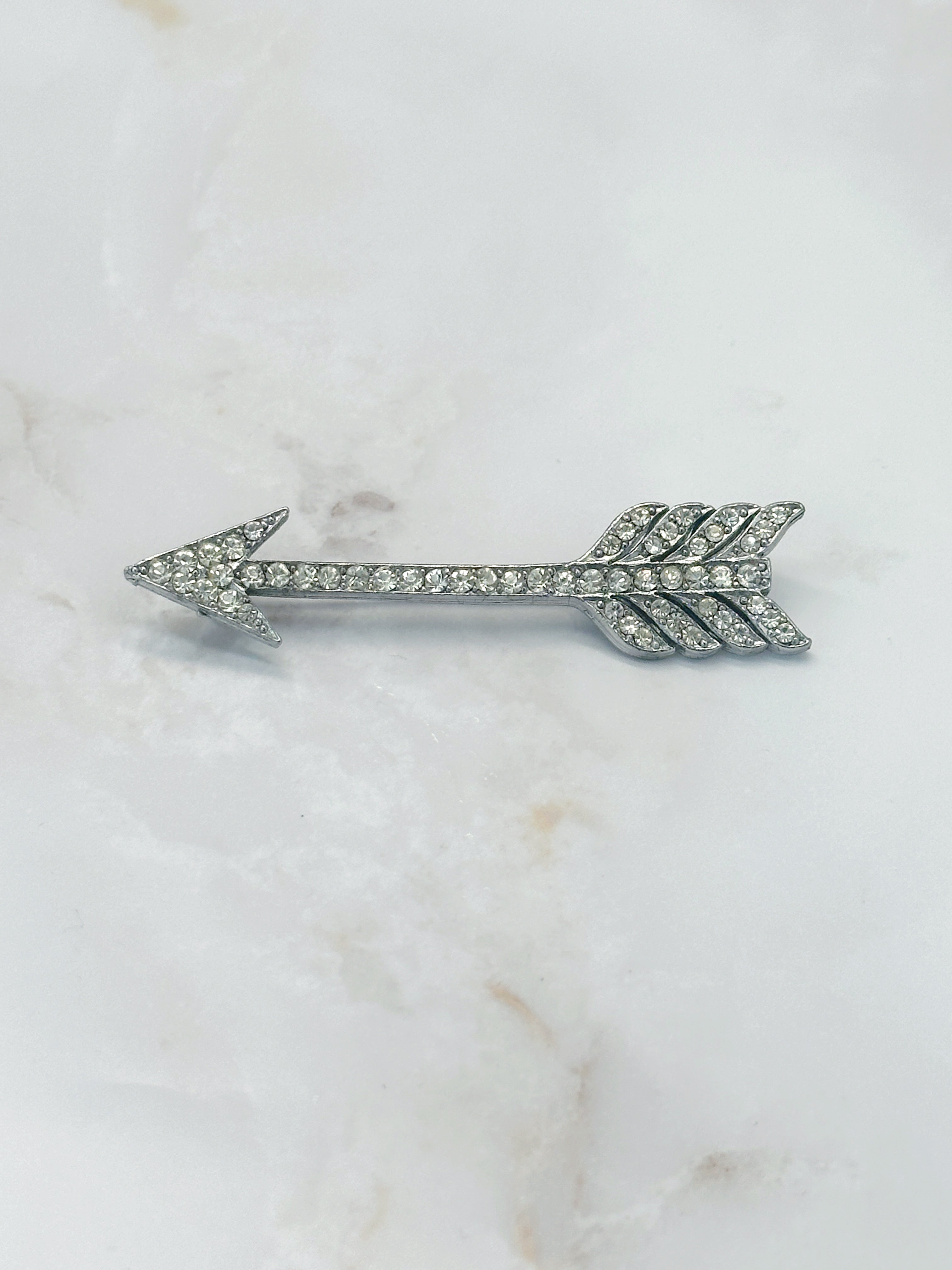 Vintage Pfeil Brosche mit Strass besetzt