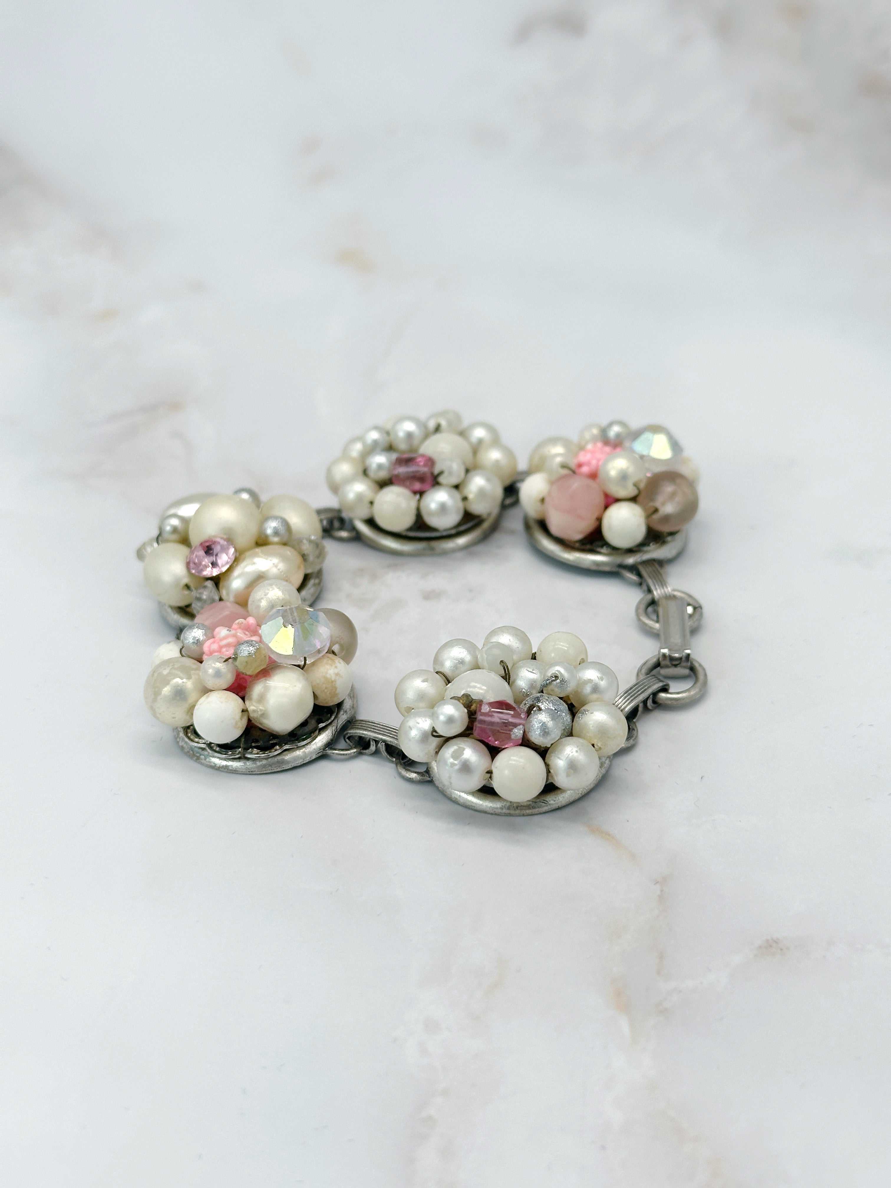 Vintage Cluster Perlen Armband in Pudertönen