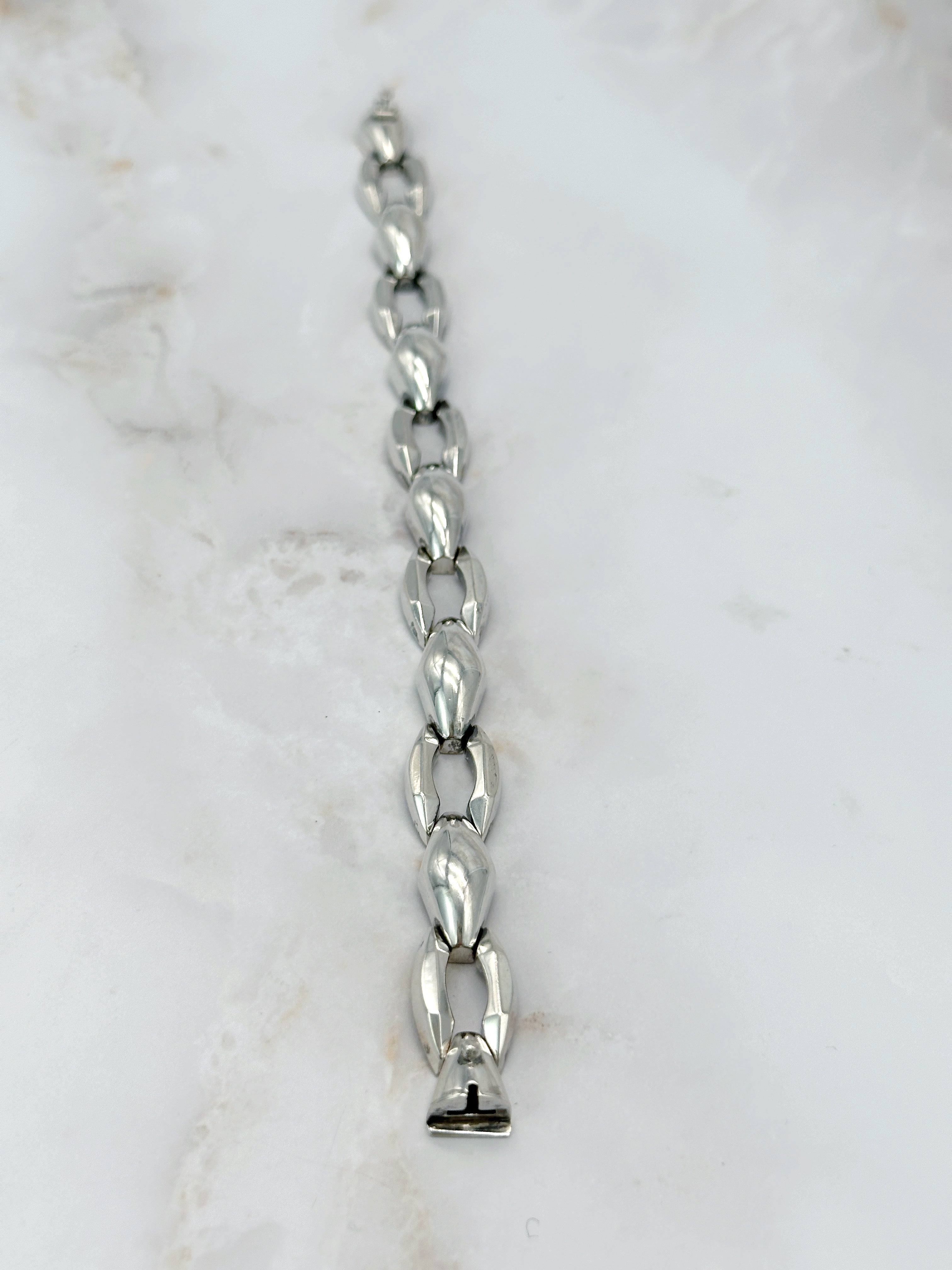 Vintage Silberarmband mit geometrischem Rautenmuster