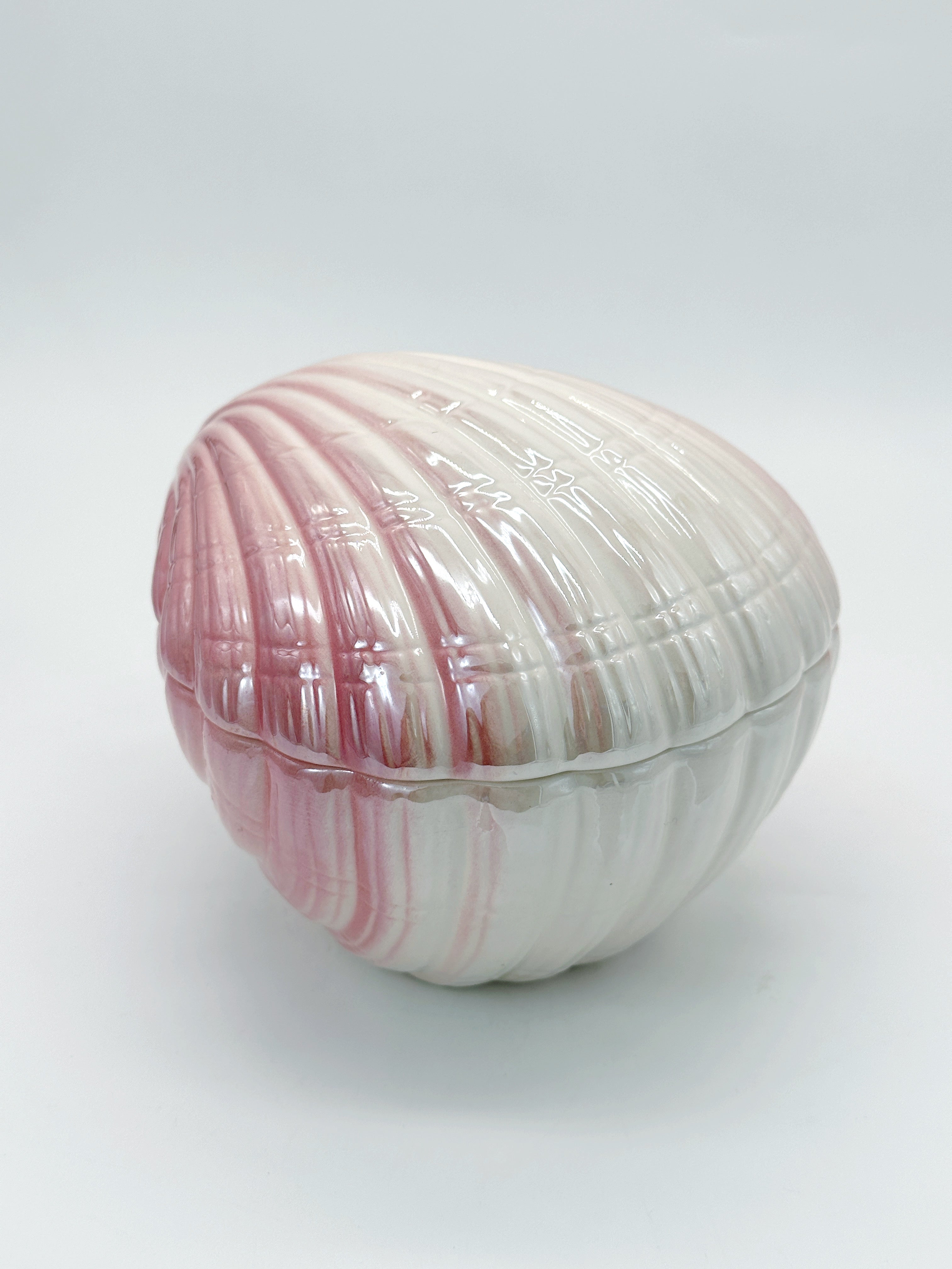 Vintage Muscheldose in zarten Rosé- & Beigetönen