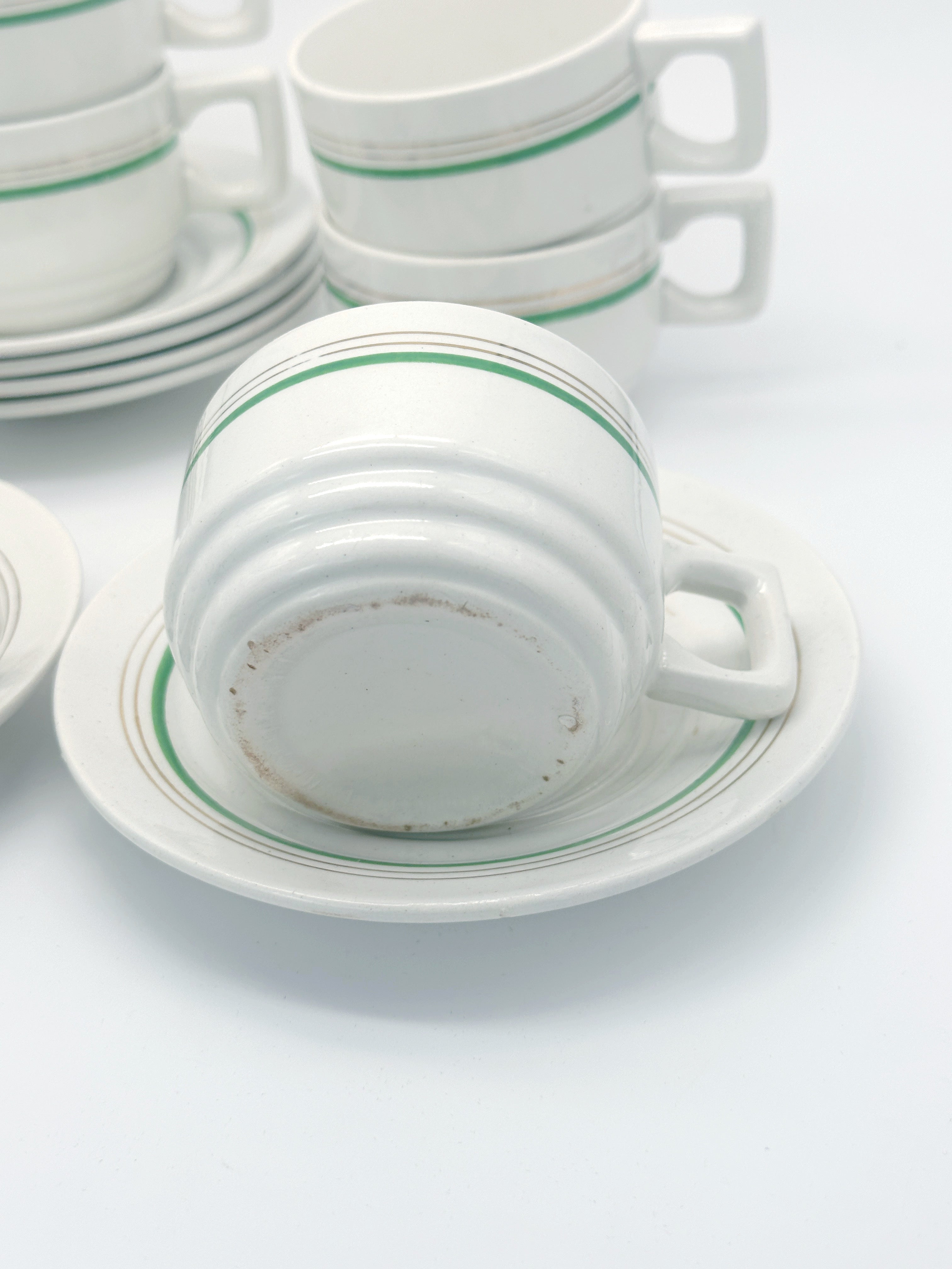 6 Kaffee-Tassen mit Untertellern aus Frankreich um 1930/40