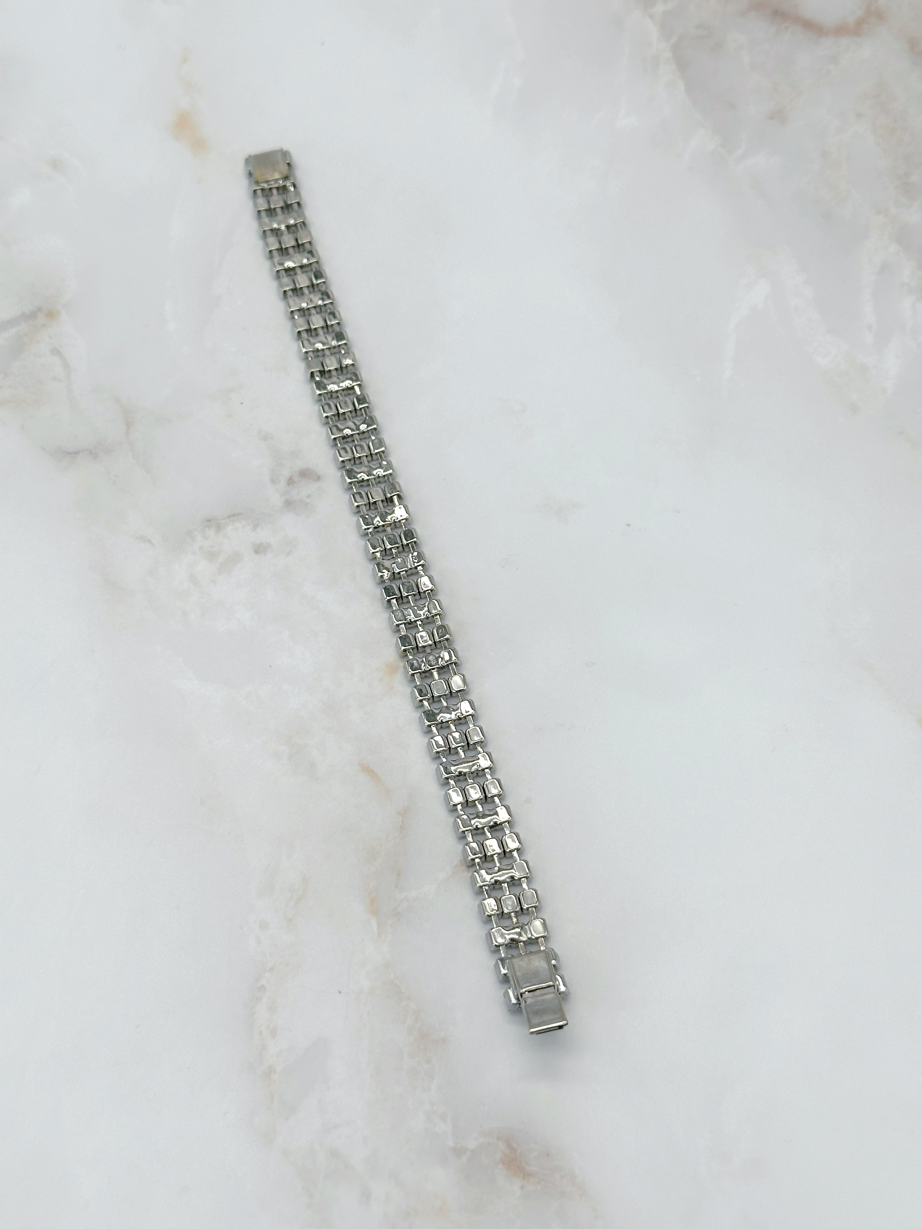 Vintage Strassarmband mit drei Reihen Strass