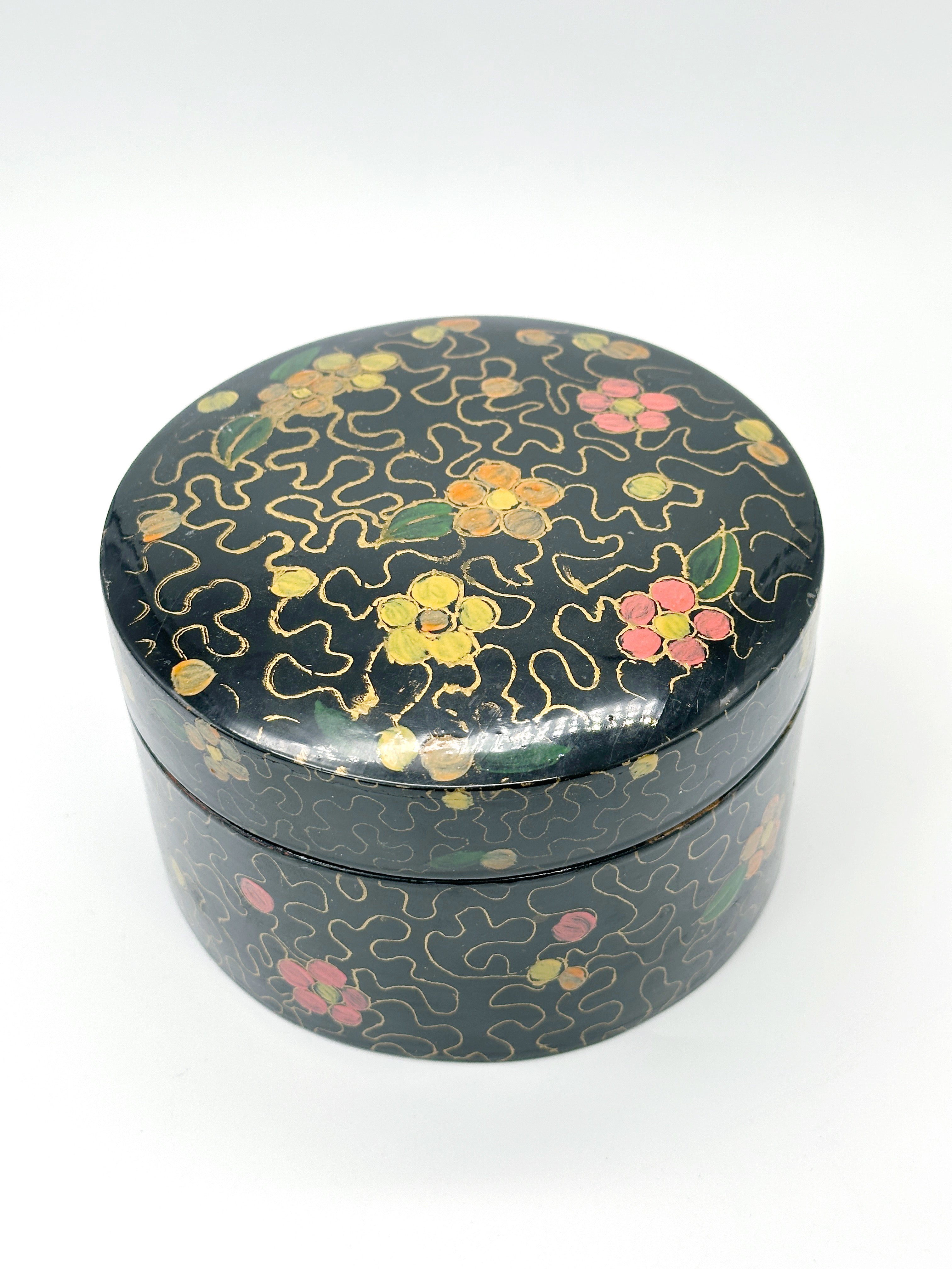 Handbemalte Vintage Lackdose