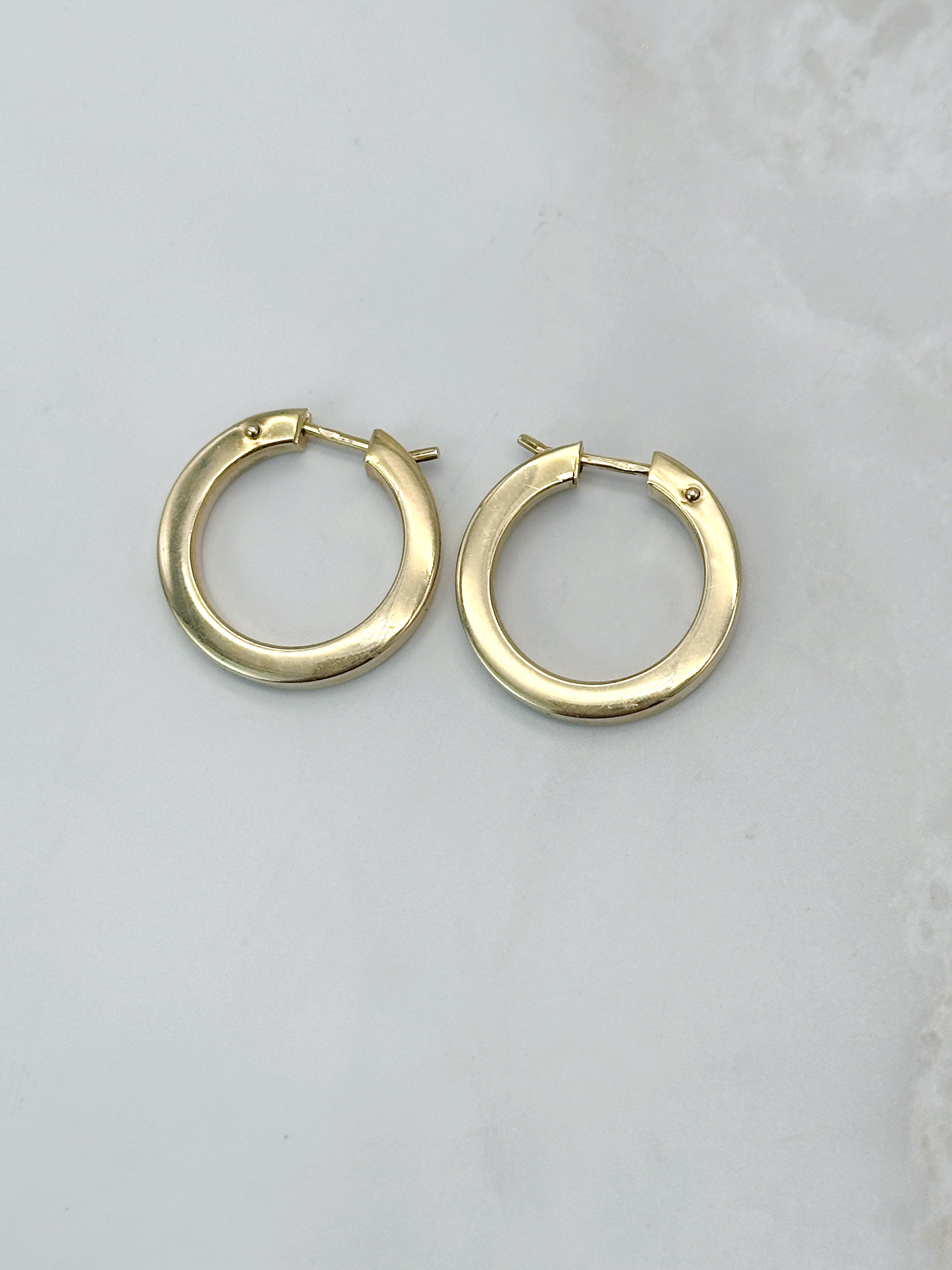 Klassische Vintage Creolen in 585 Gelbgold