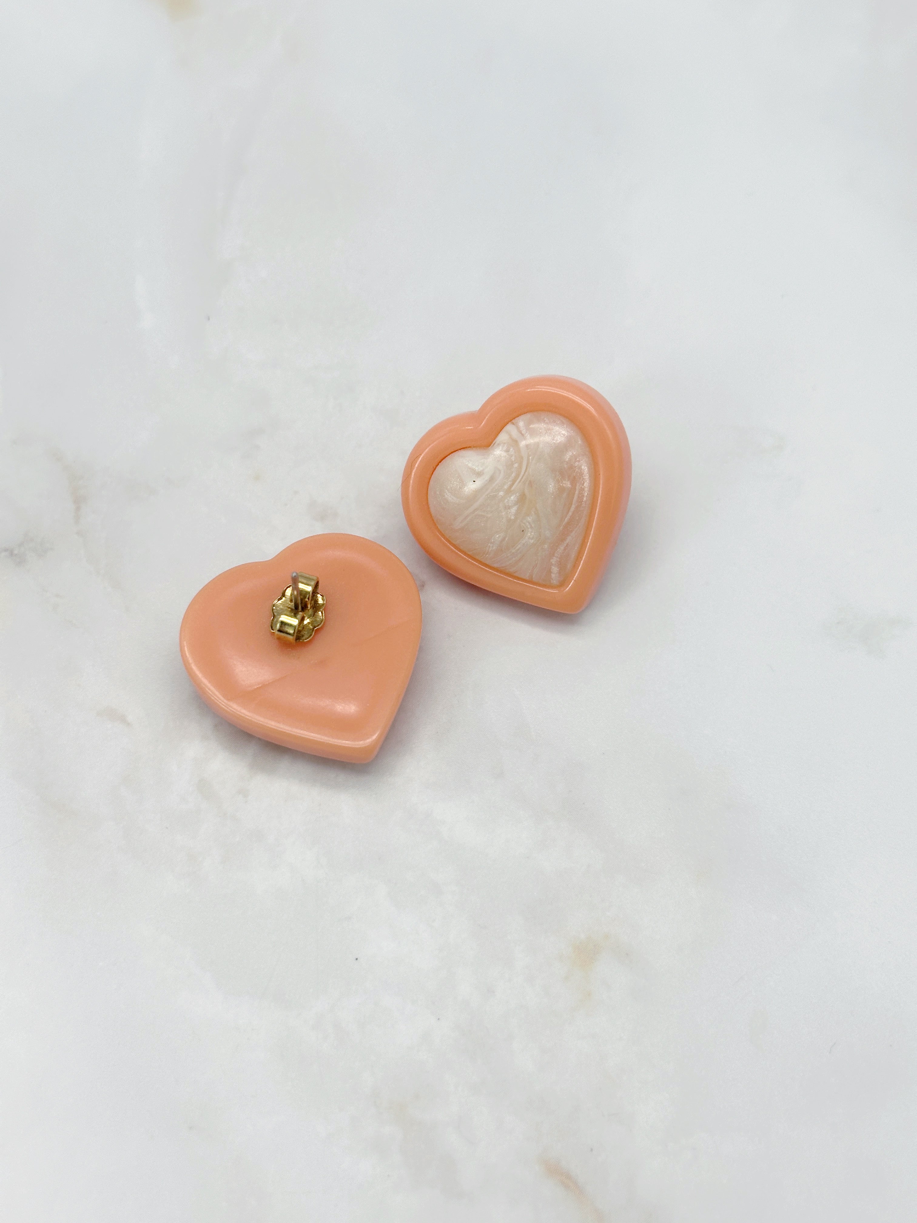 Pfirsichfarbene Vintage Acryl Ohrstecker