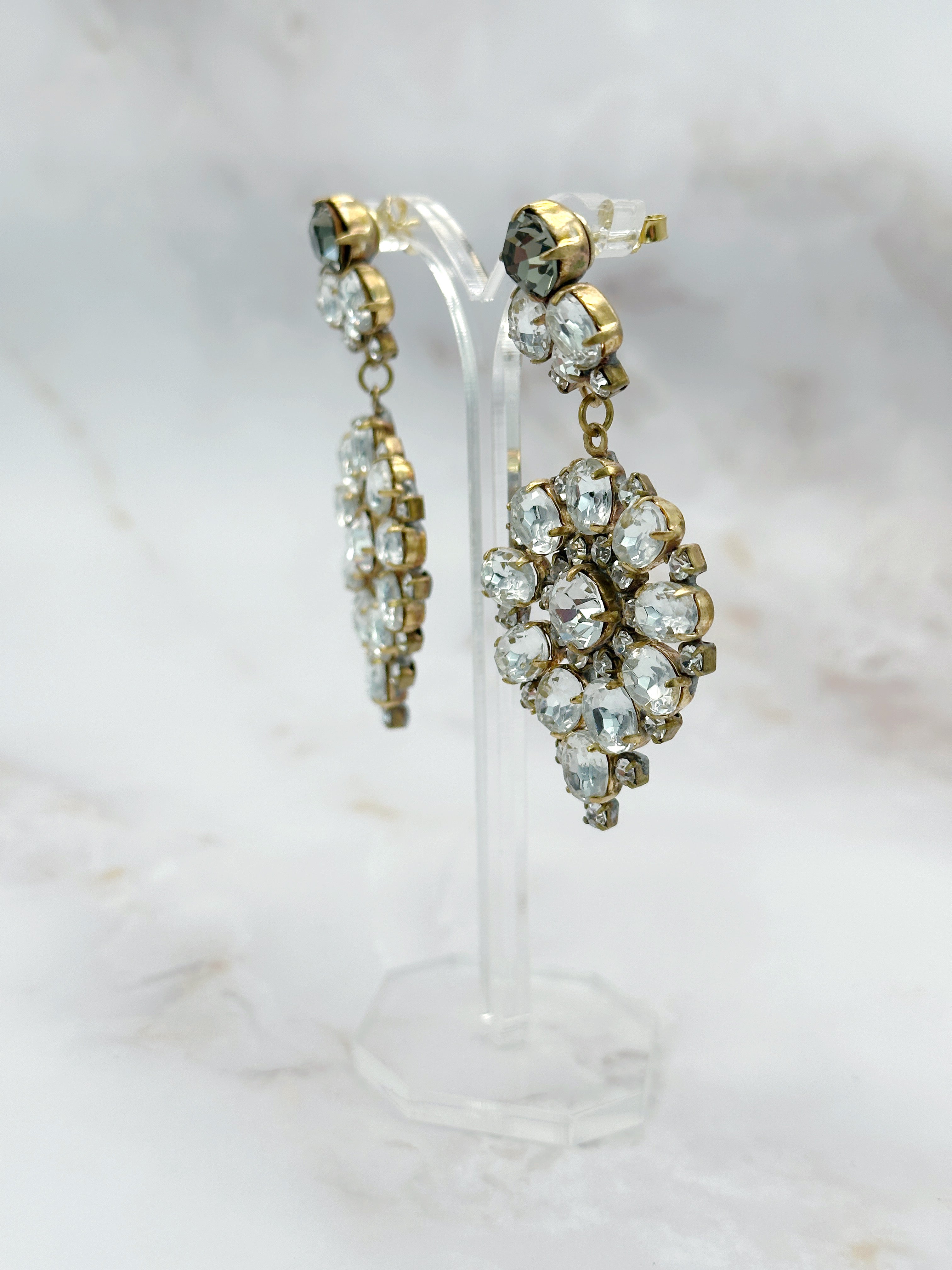 Prächtige Vintage Chandelier Ohrstecker mit böhmischen Kristallen