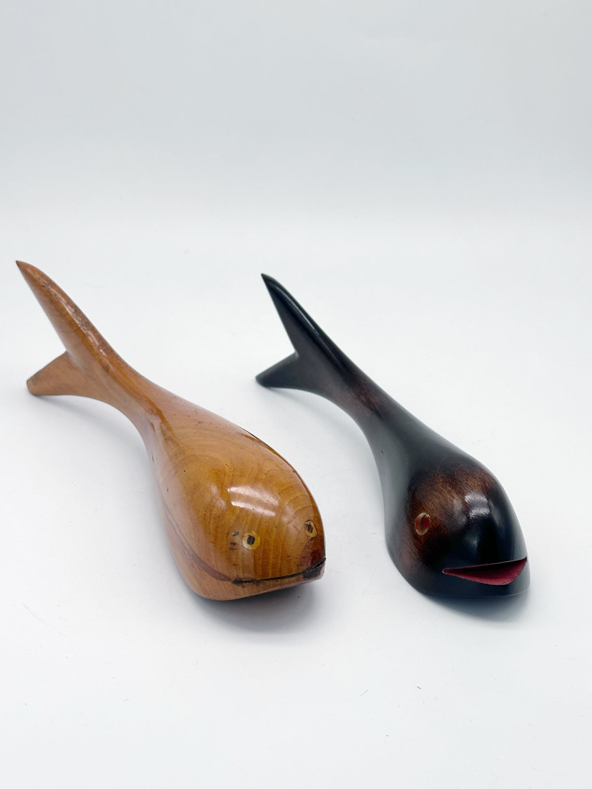 Vintage Flaschenöffner in Walform aus Holz – 2 Varianten