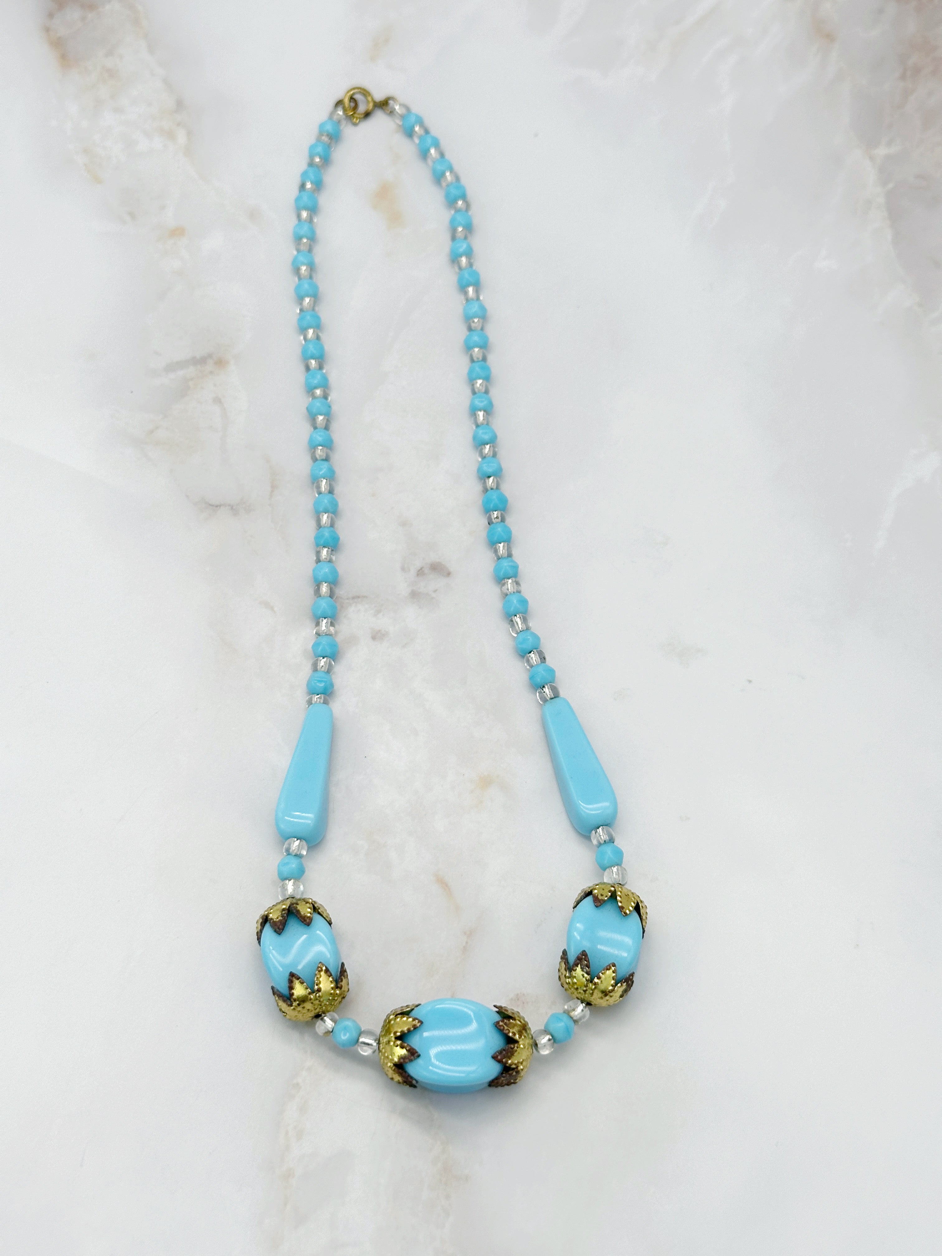 Vintage Halskette mit hellblauem böhmischem Glas