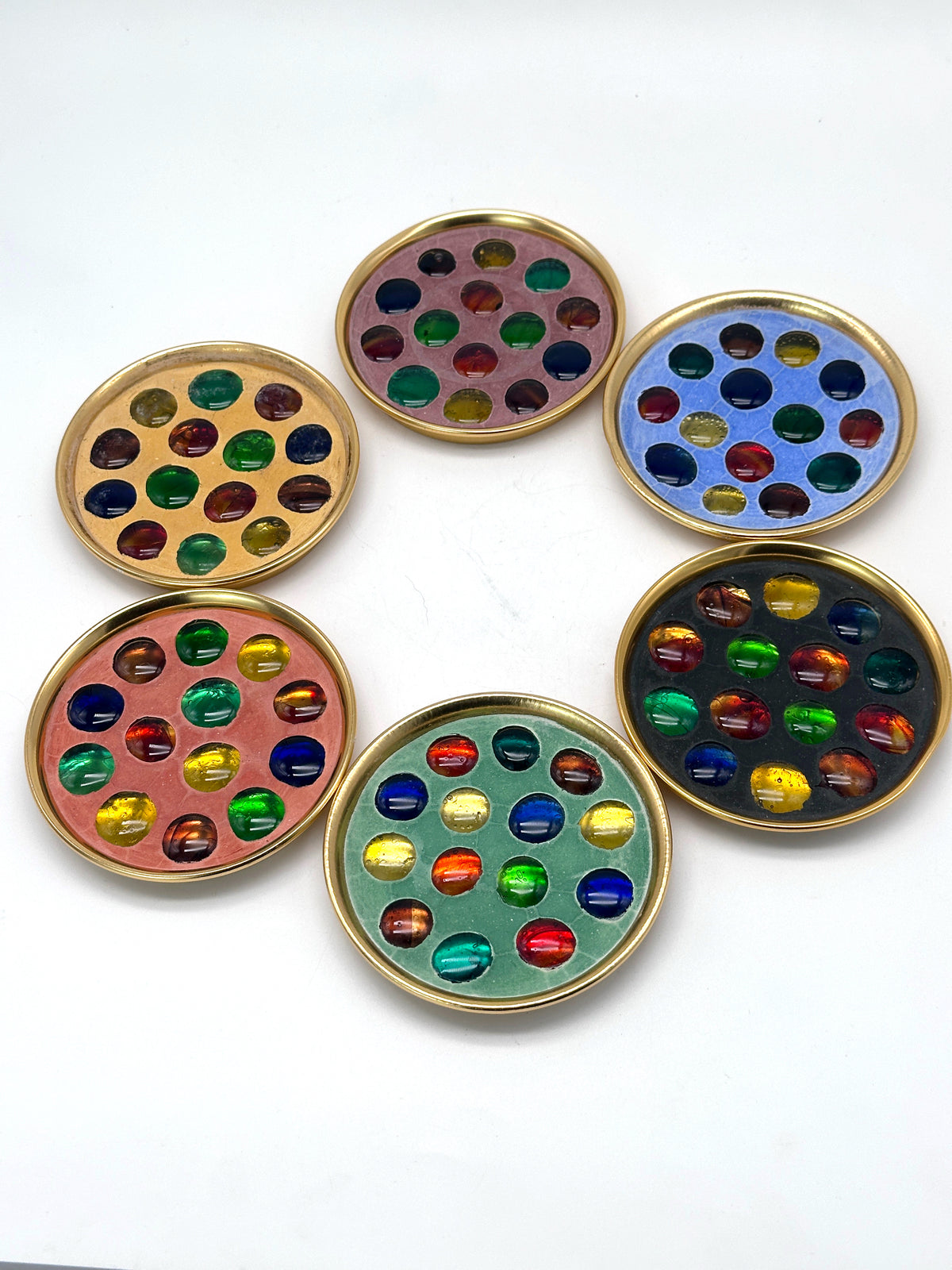Vintage Untersetzer mit Glaselementen in verschiedenen Farben um 1970