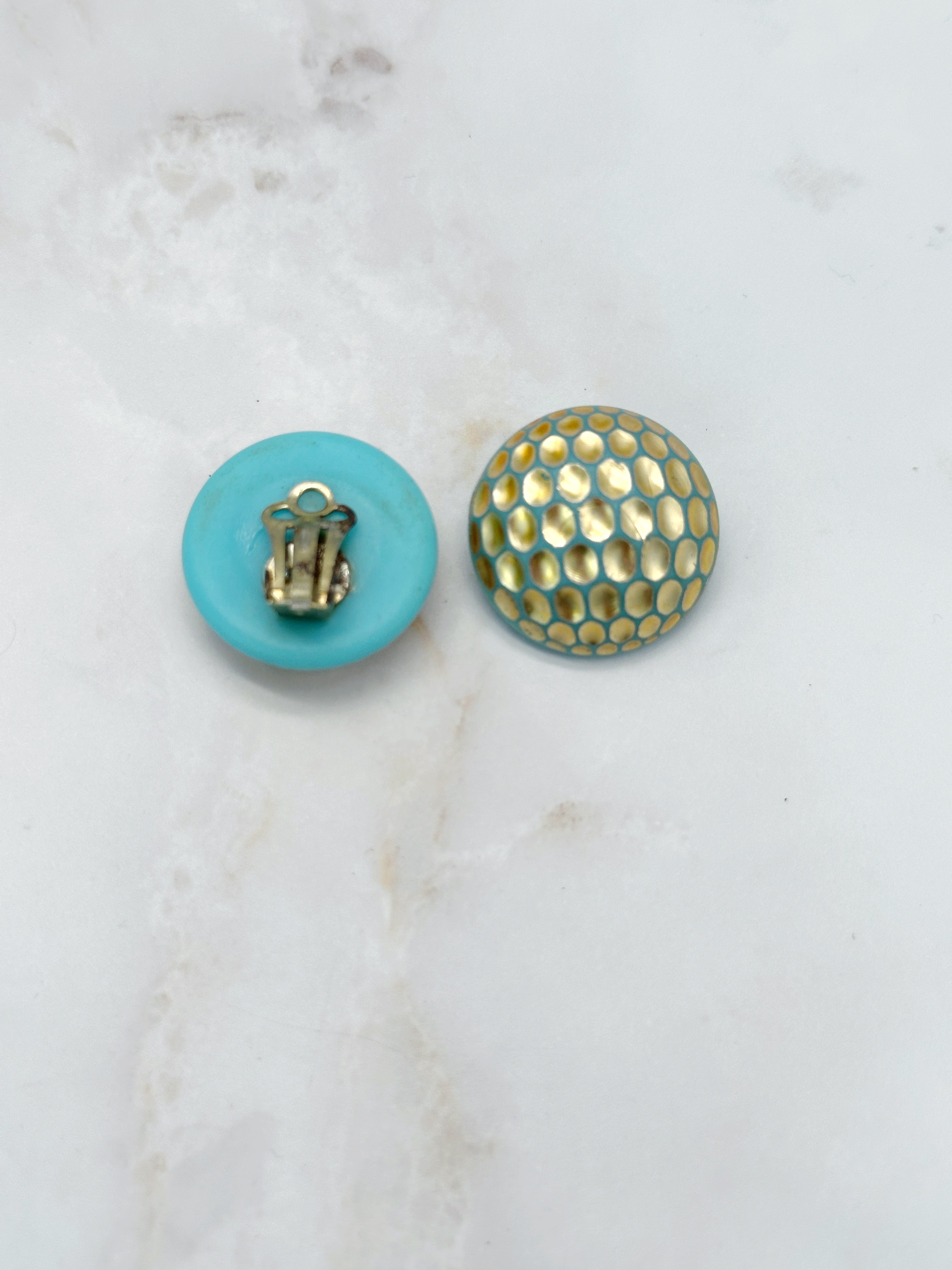 Vintage Ohrclips mit Goldakzenten in Rot oder Blau