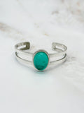 Silver-plated emerald green cabochon bangle