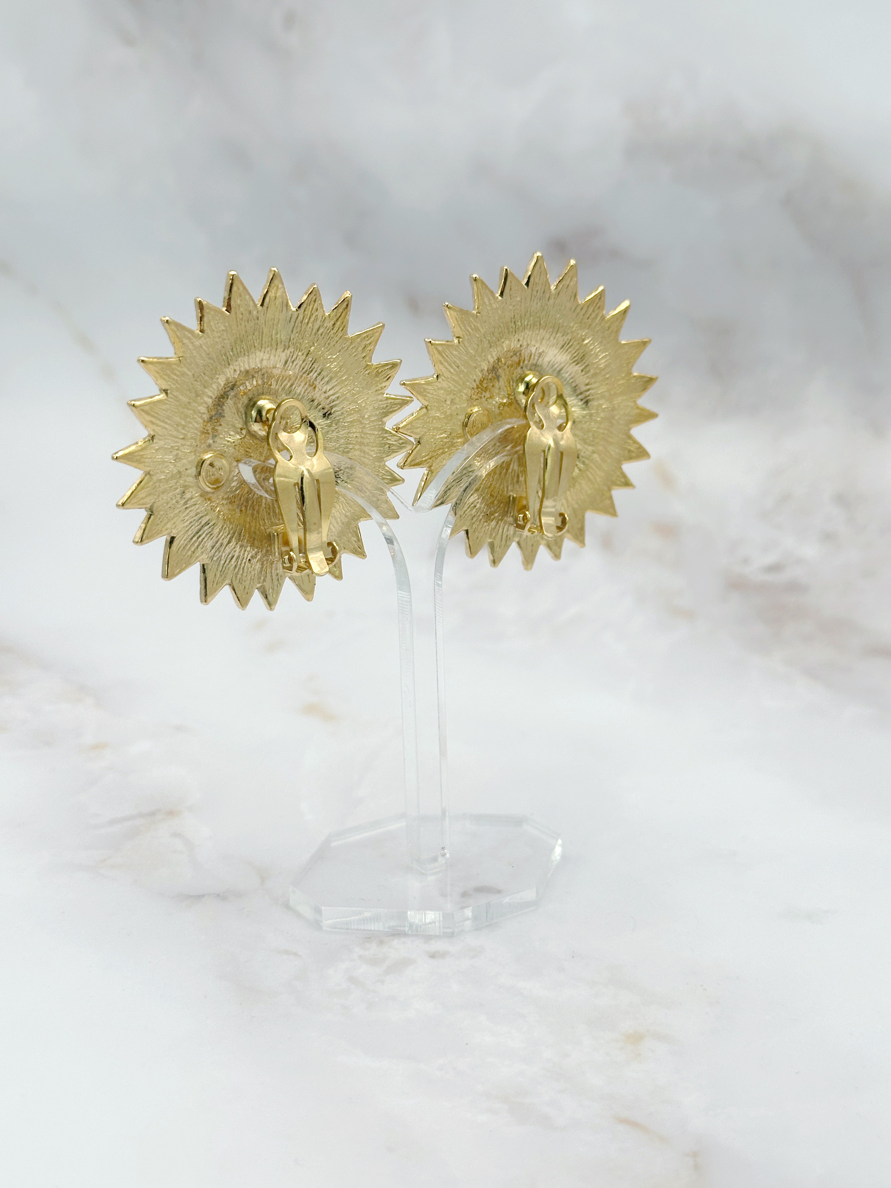 Signierte Vintage Ohrclips von Butler & Wilson im opulenten Sonnen-Design