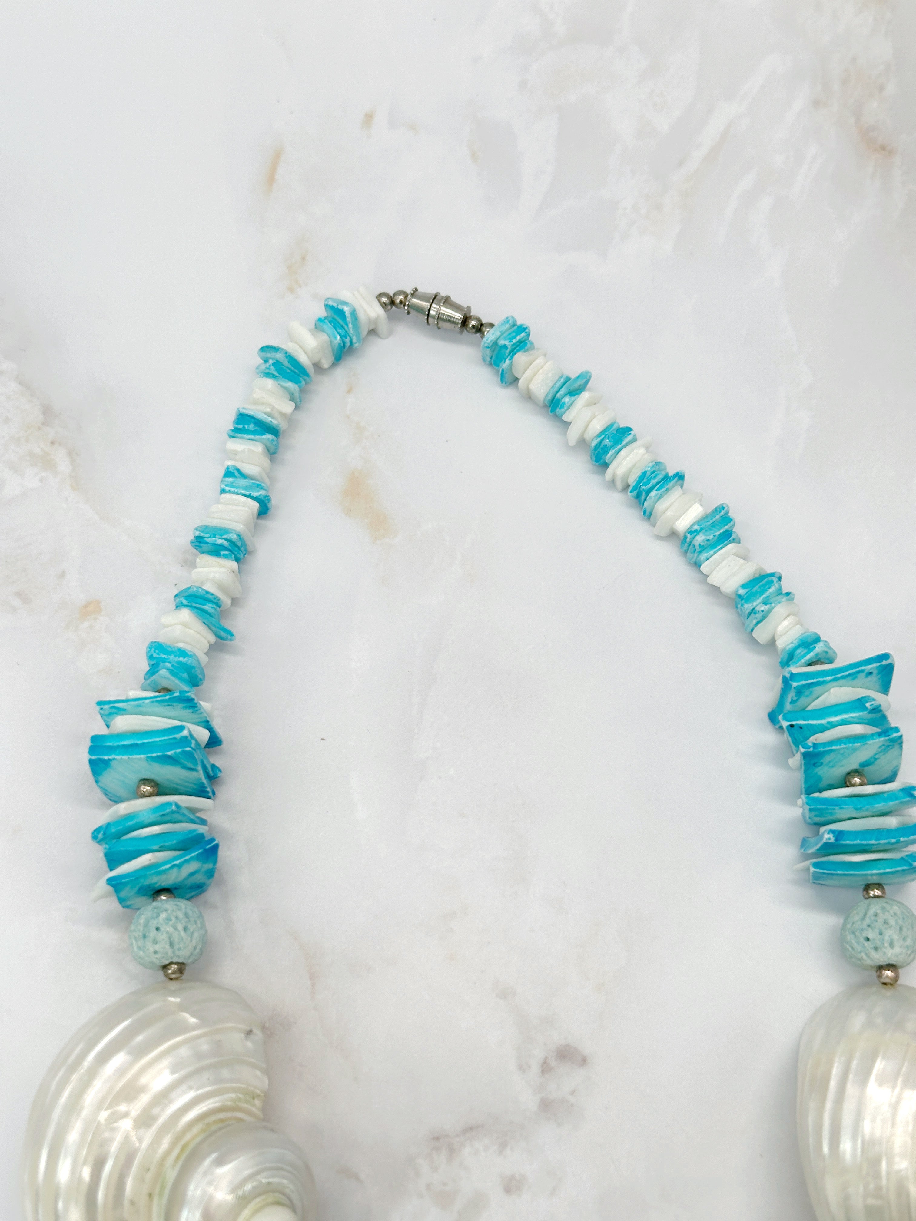 Vintage Halskette mit Muscheln und Meeresmotiv