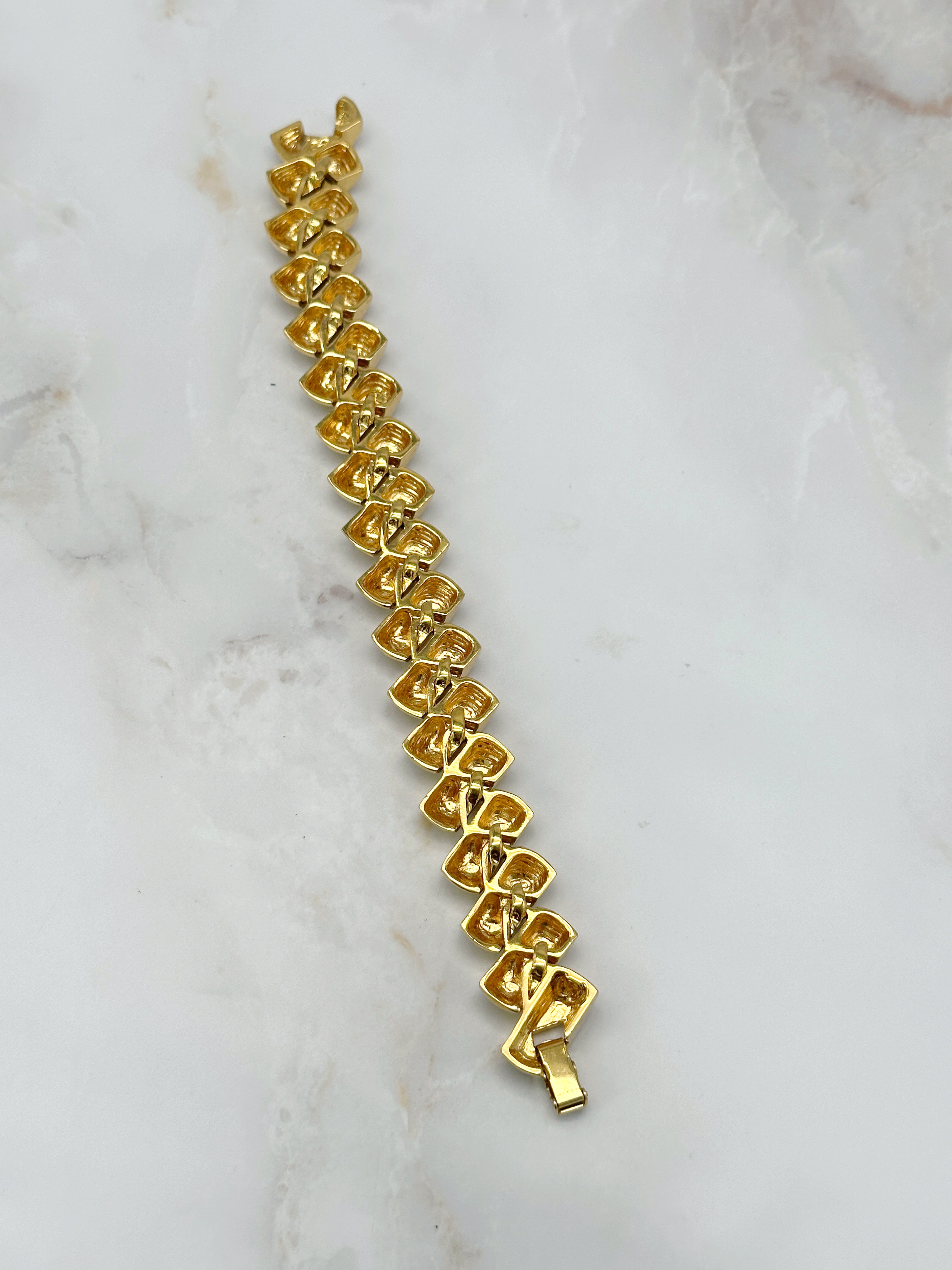 Vergoldetes Vintage Gliederarmband mit schrägen Elementen