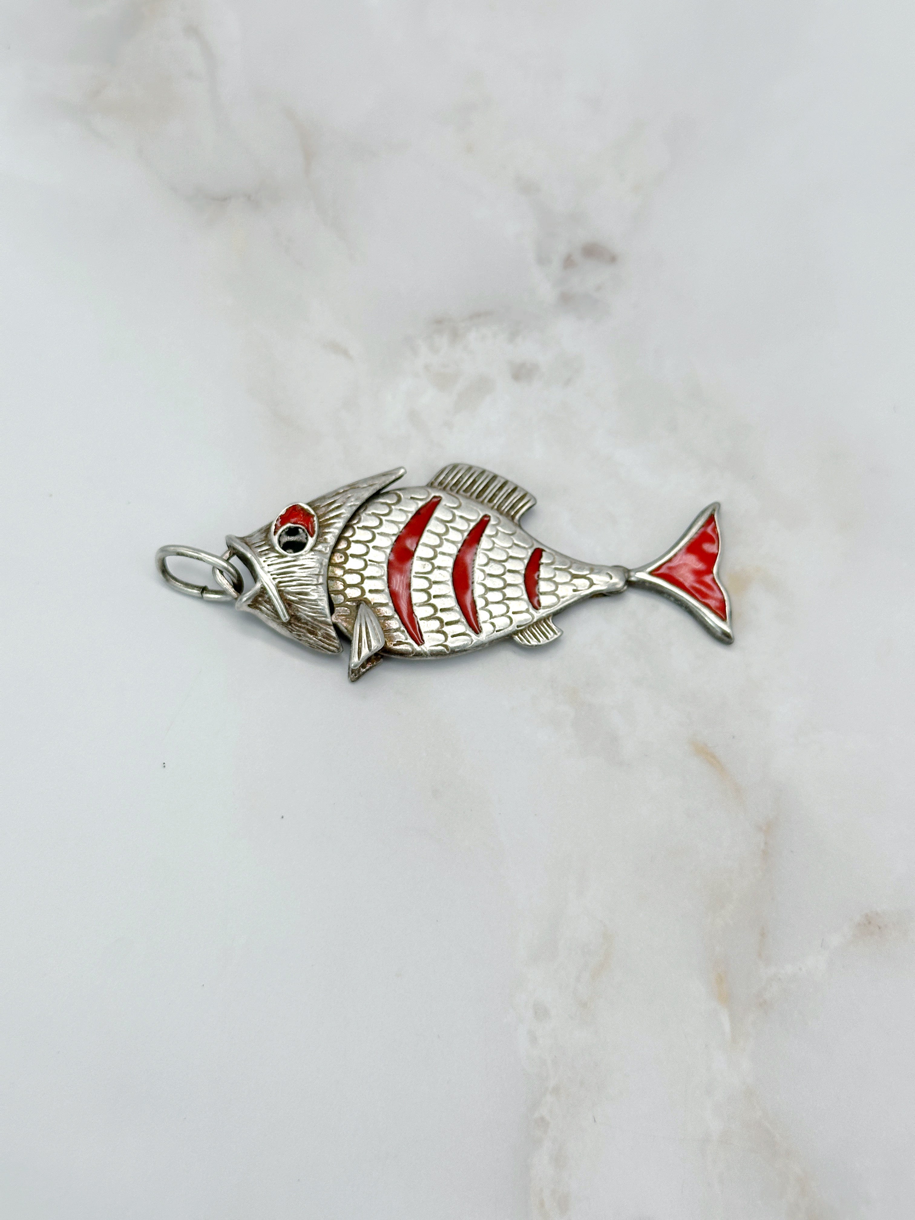 Großer beweglicher Vintage Fisch Anhänger Silber 835