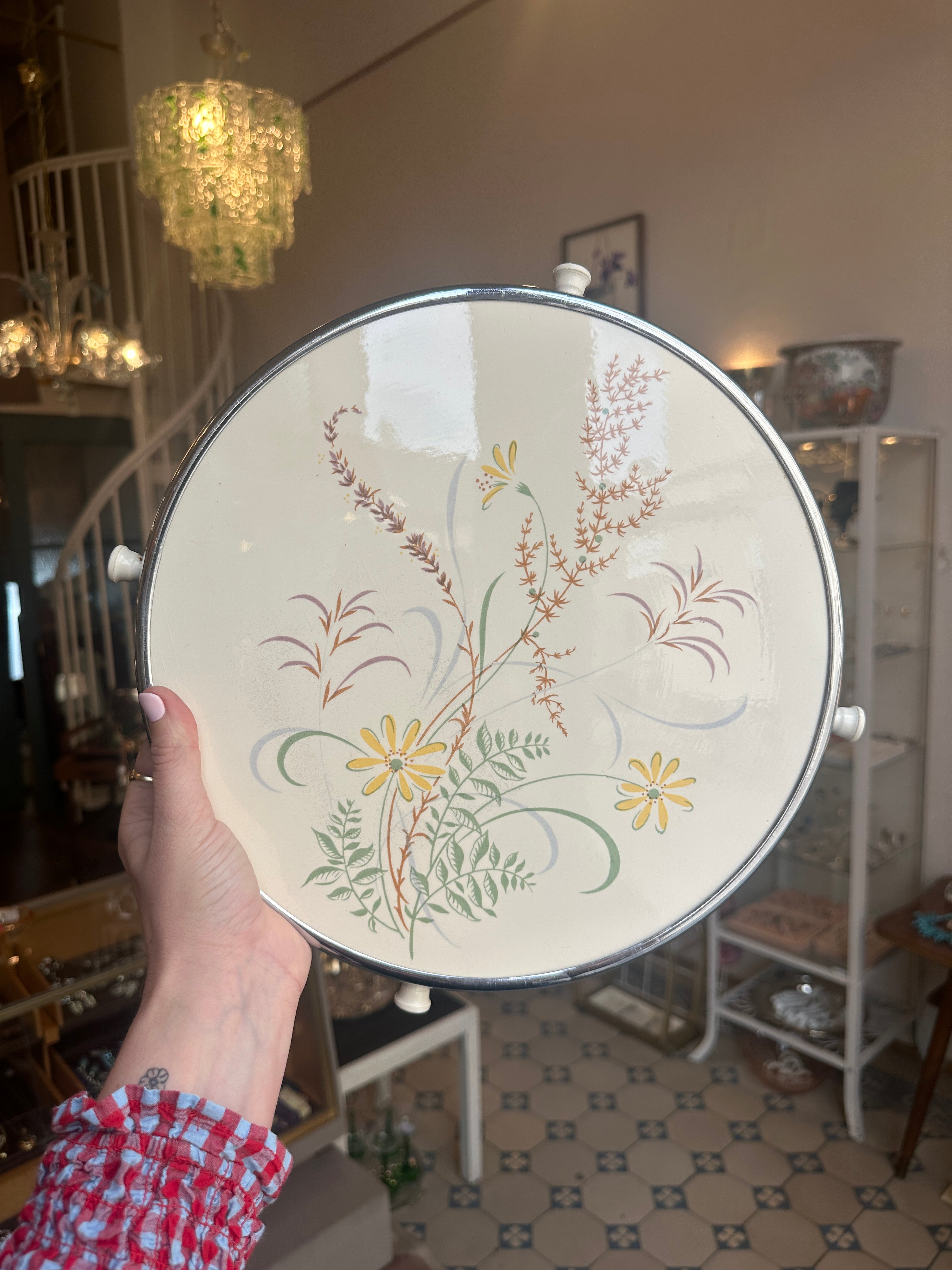 Vintage drehbare Servierplatte mit Blumenmotiv um 1940
