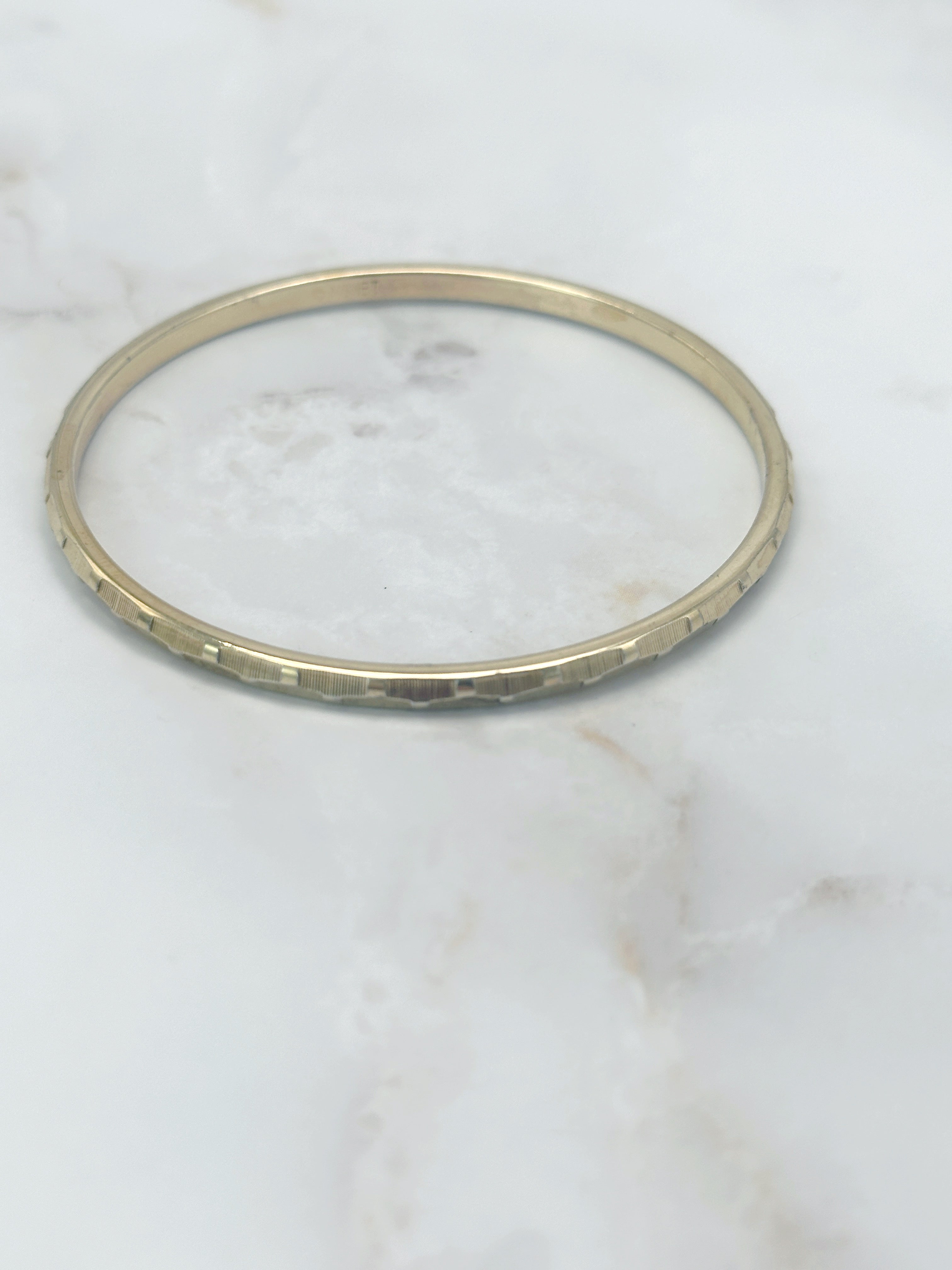 Signierter Vintage Armreif von Monet vergoldet