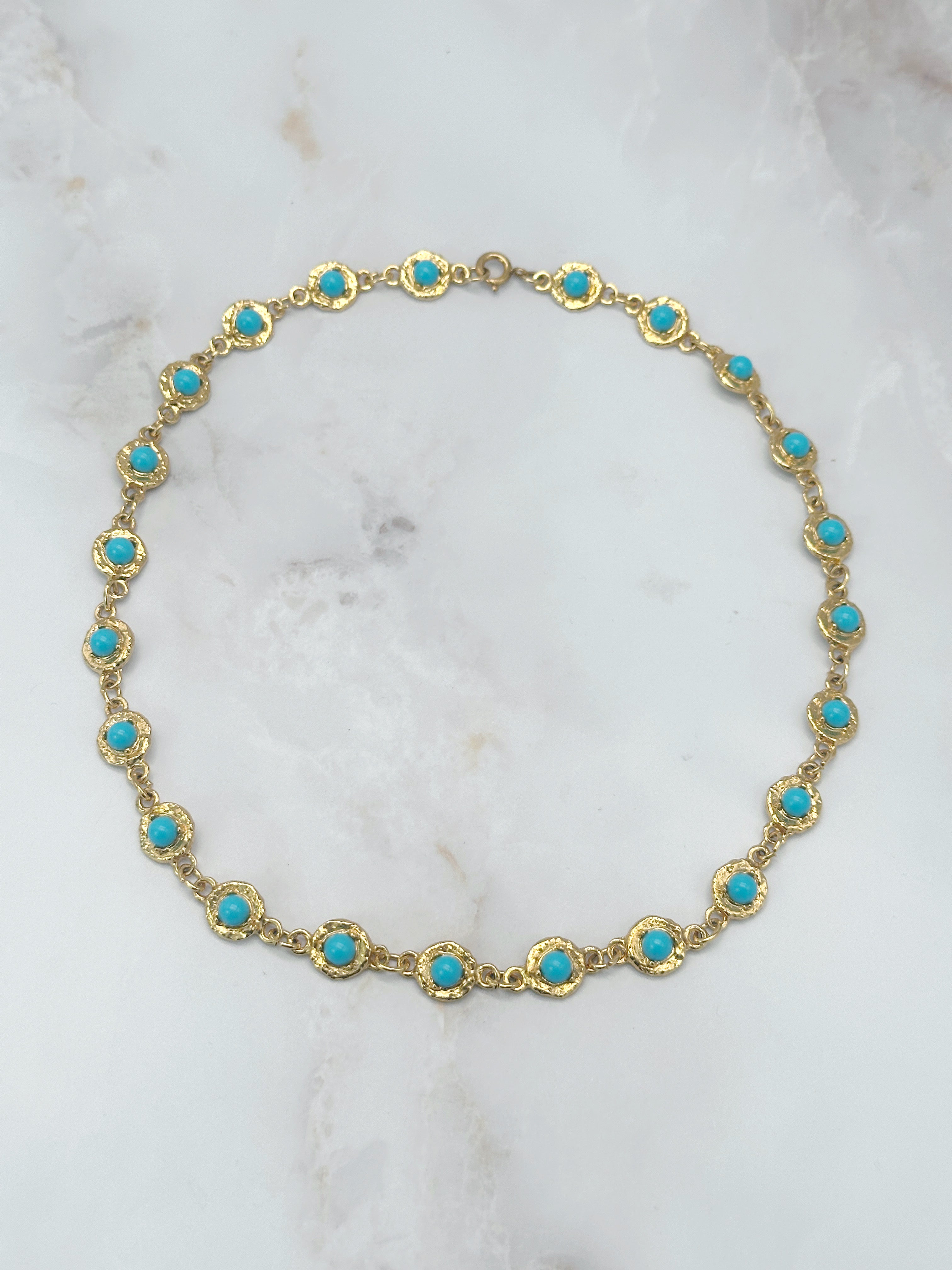 Elegante Vintage Halskette mit türkisblauen Glassteinen