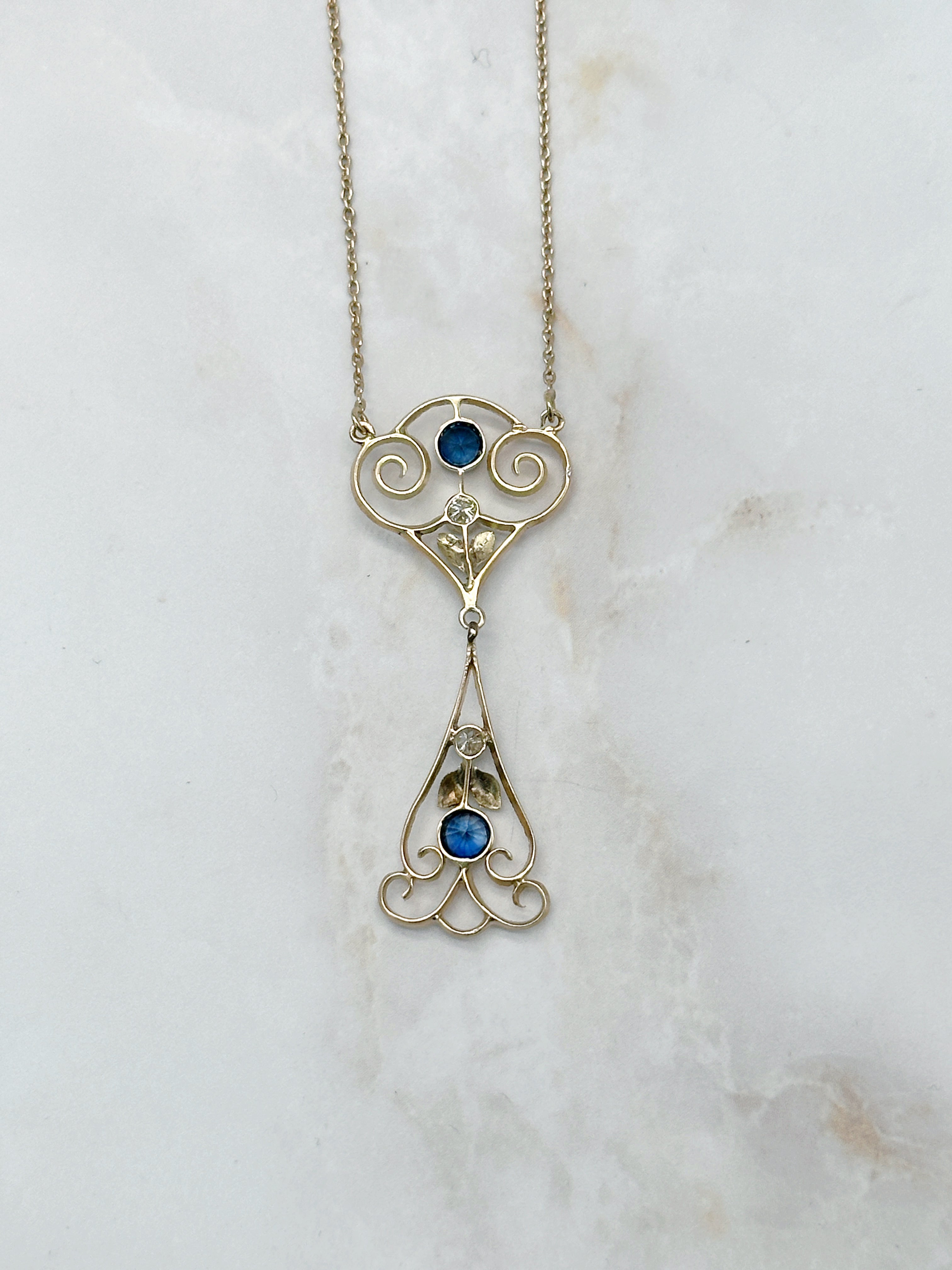 Halskette im Jugendstil-Design – 585 Gelbgold mit Saphiren und Diamanten