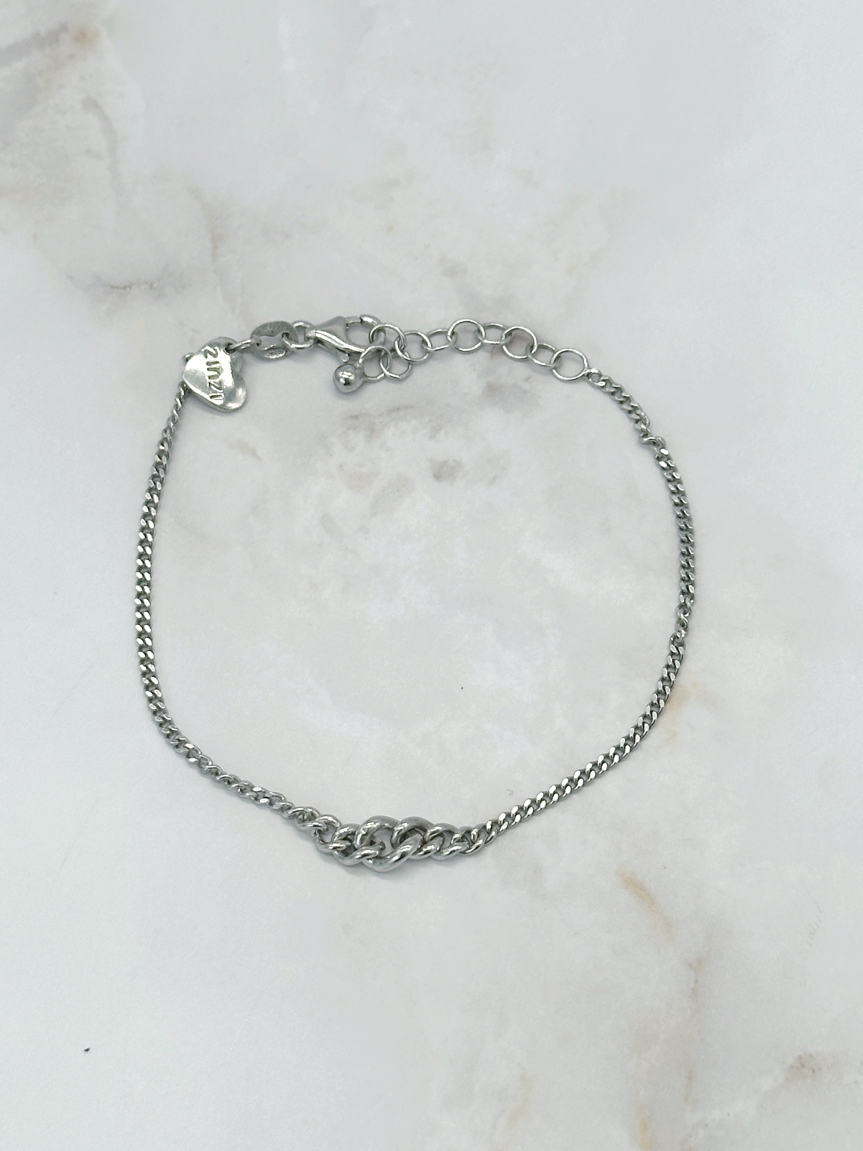 Feines Vintage Silberarmband im Verlauf