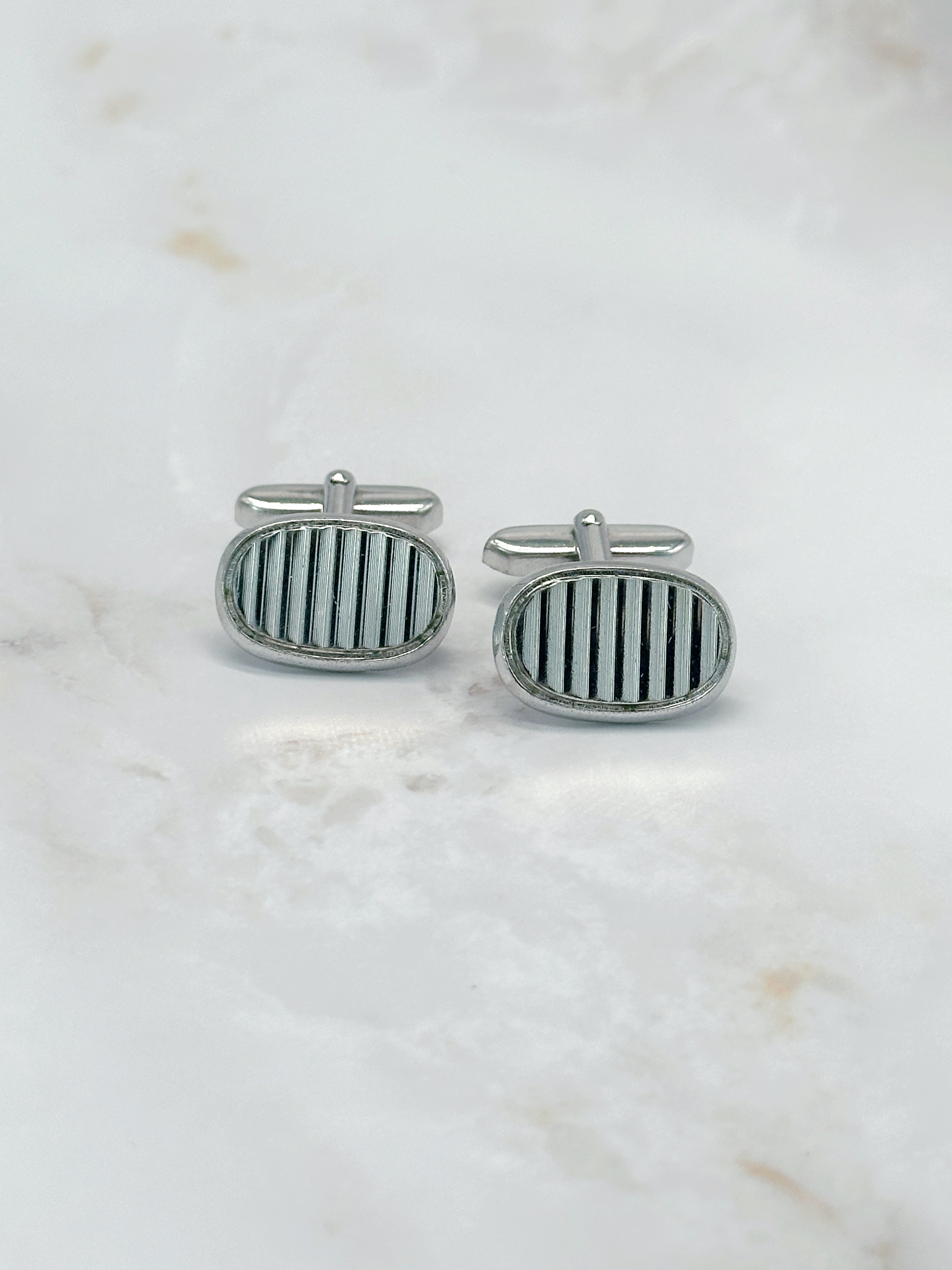 Klassische ovale Vintage Manschettenknöpfe