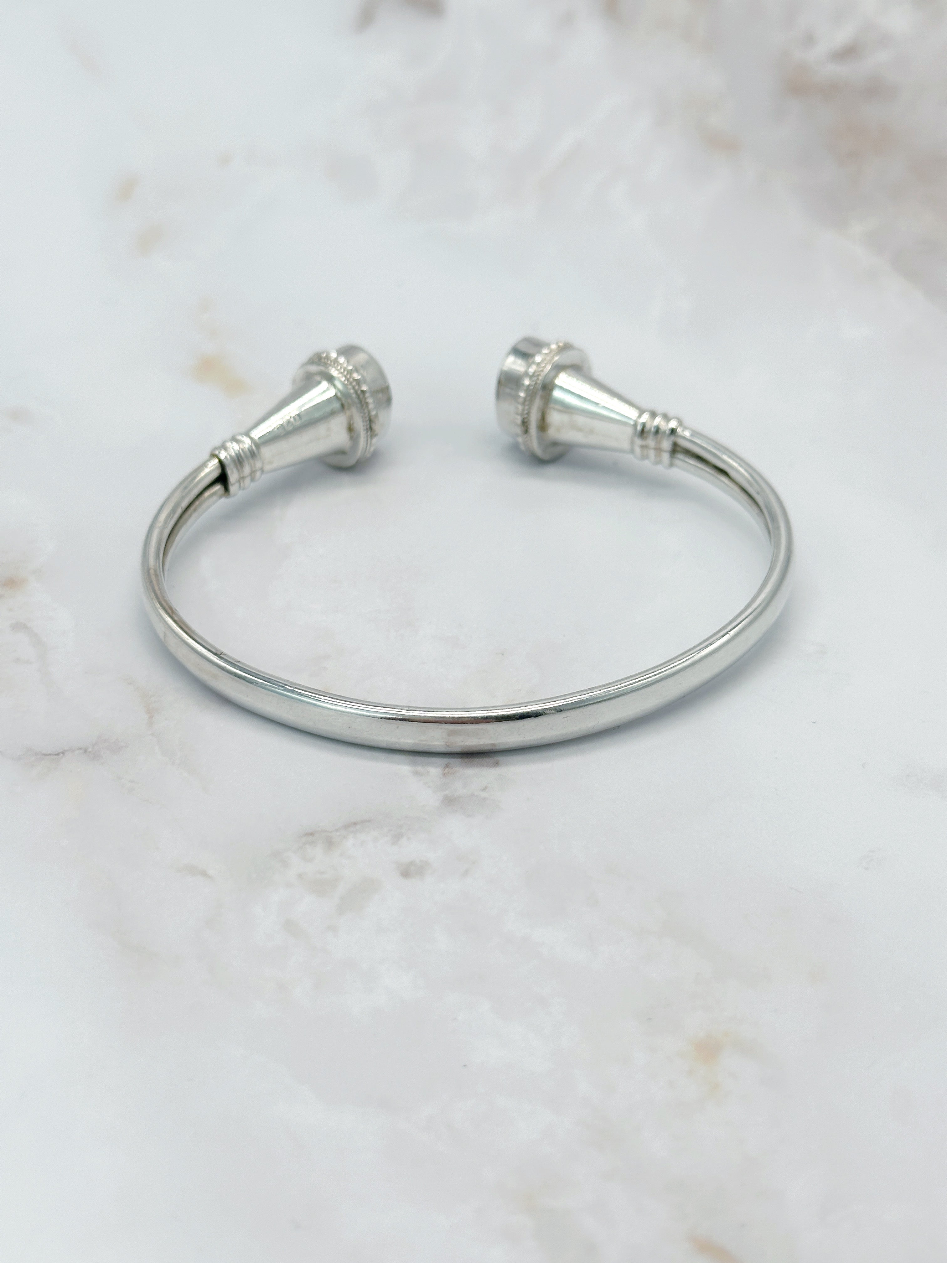 Vintage Silber-Armspange mit Lapislazuli