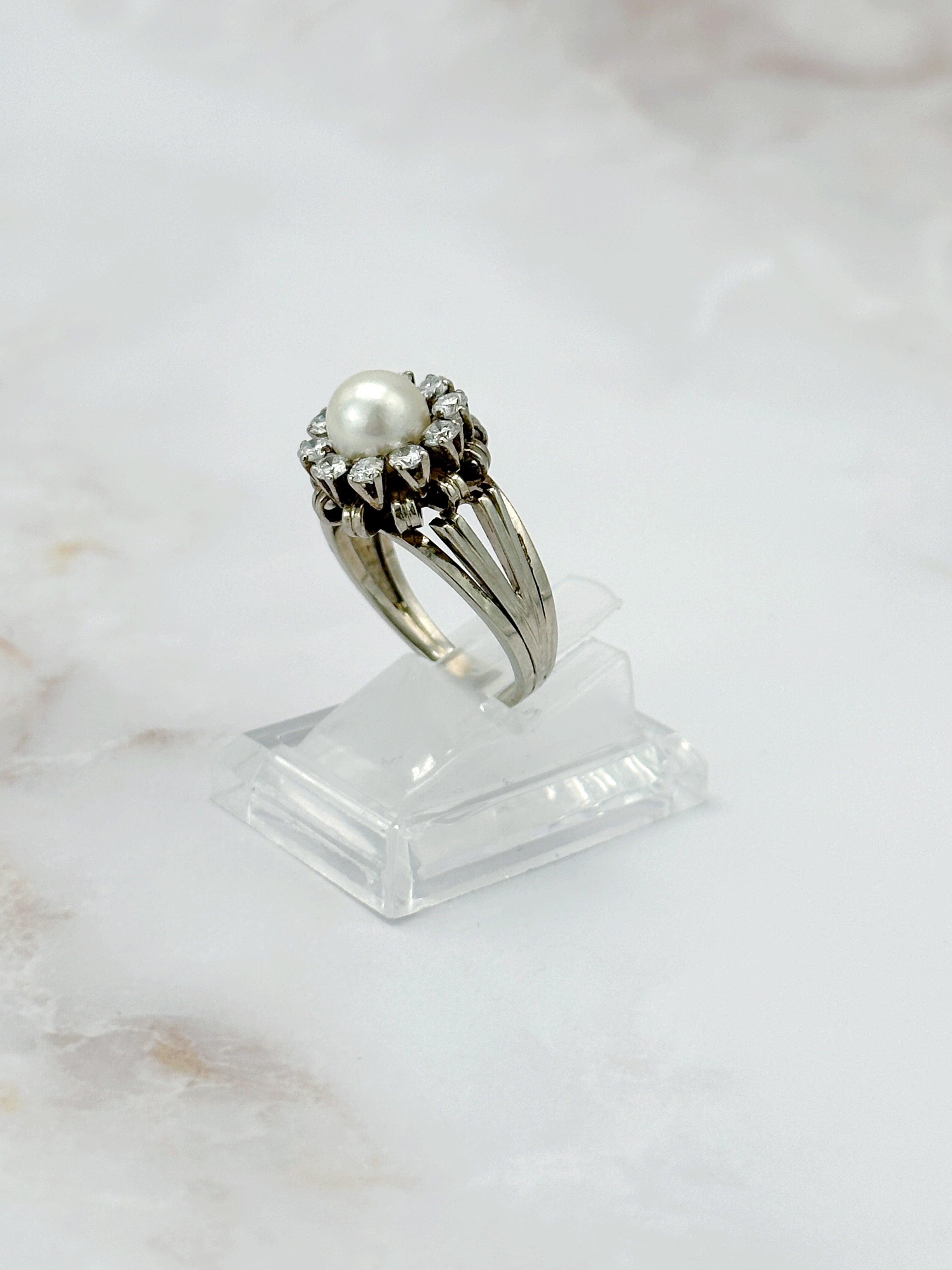 Statement Ring mit Zuchtperle & Diamanten
